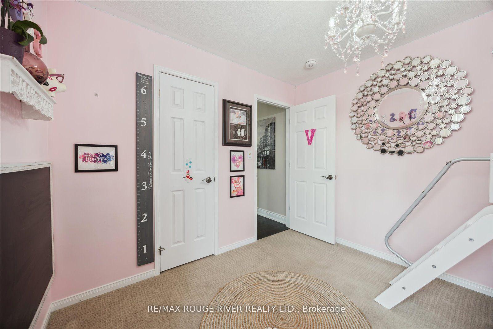 Photo 1 of 109 St Thomas Street, Whitby, Brooklin — HOMEH
