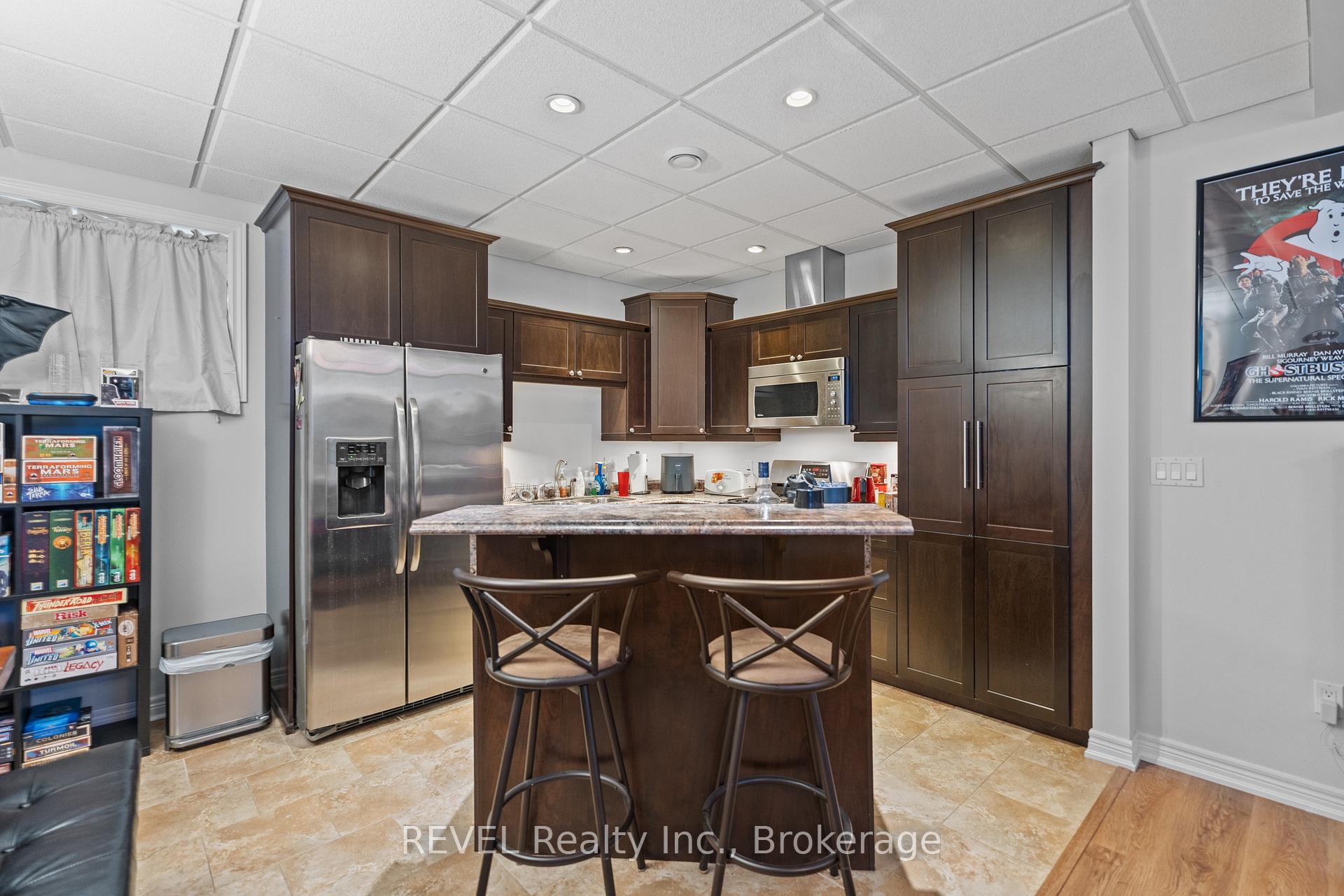 Photo 25 of 361 Wellbrook Boulevard, Welland, Prince Charles — HOMEH