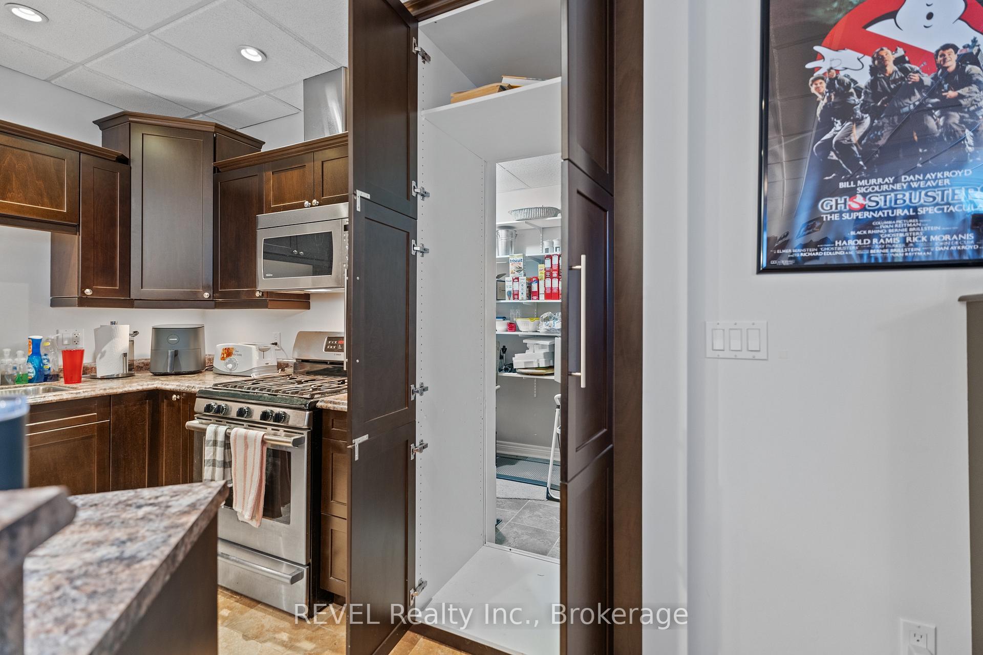 Photo 26 of 361 Wellbrook Boulevard, Welland, Prince Charles — HOMEH
