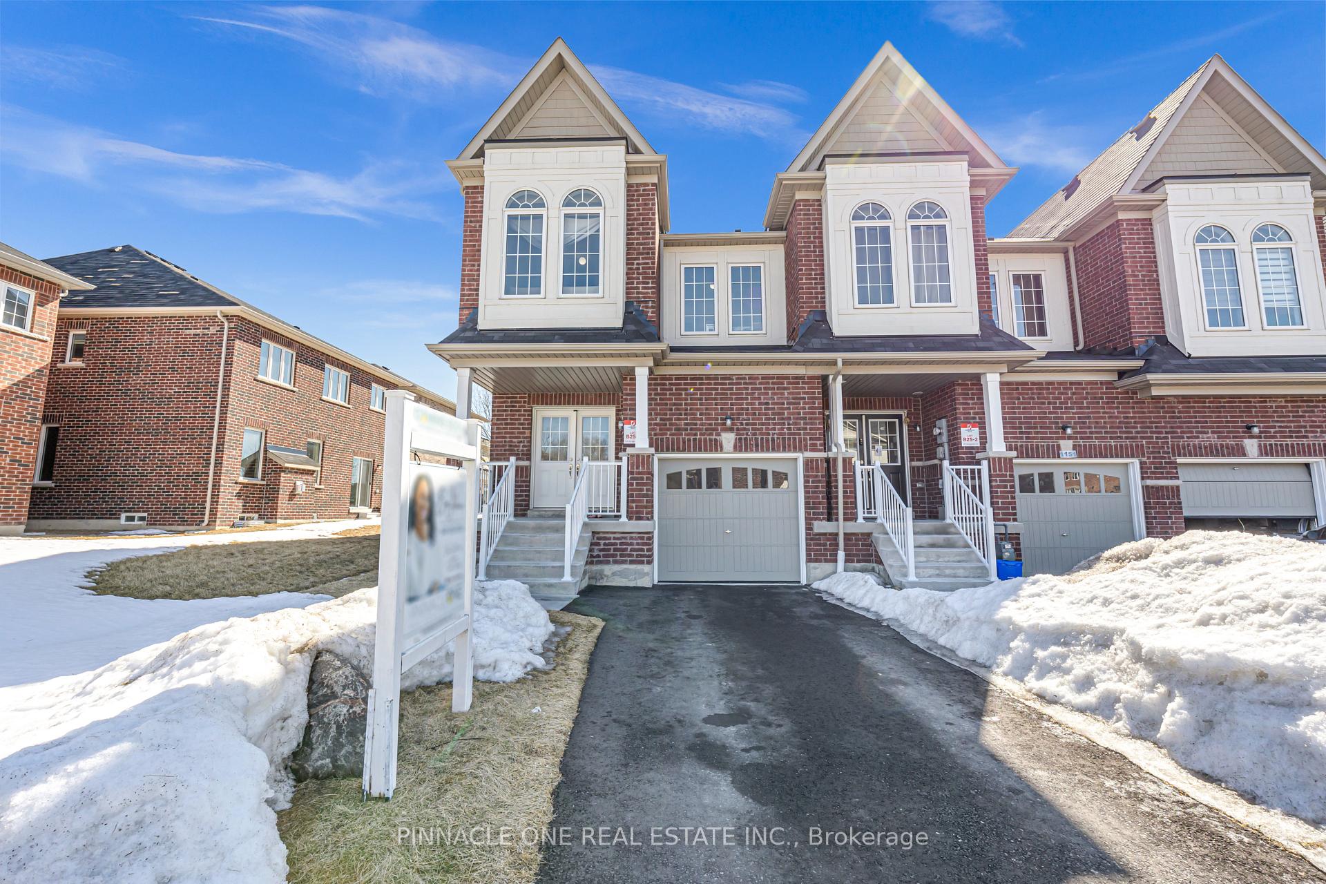 Photo 1 of 1149 Jim Brewster Circle, Oshawa, Eastdale — HOMEH