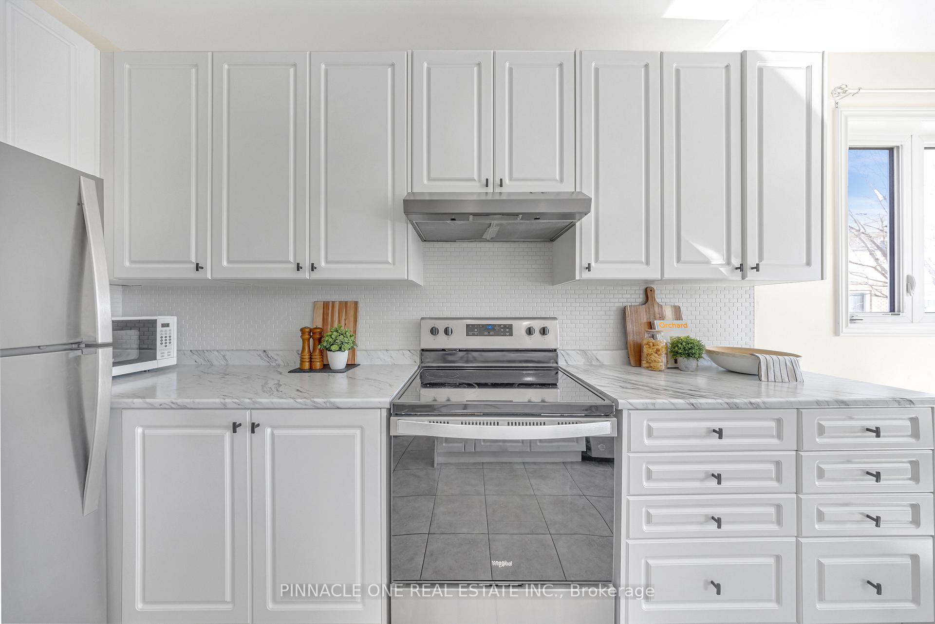 Photo 20 of 1149 Jim Brewster Circle, Oshawa, Eastdale — HOMEH