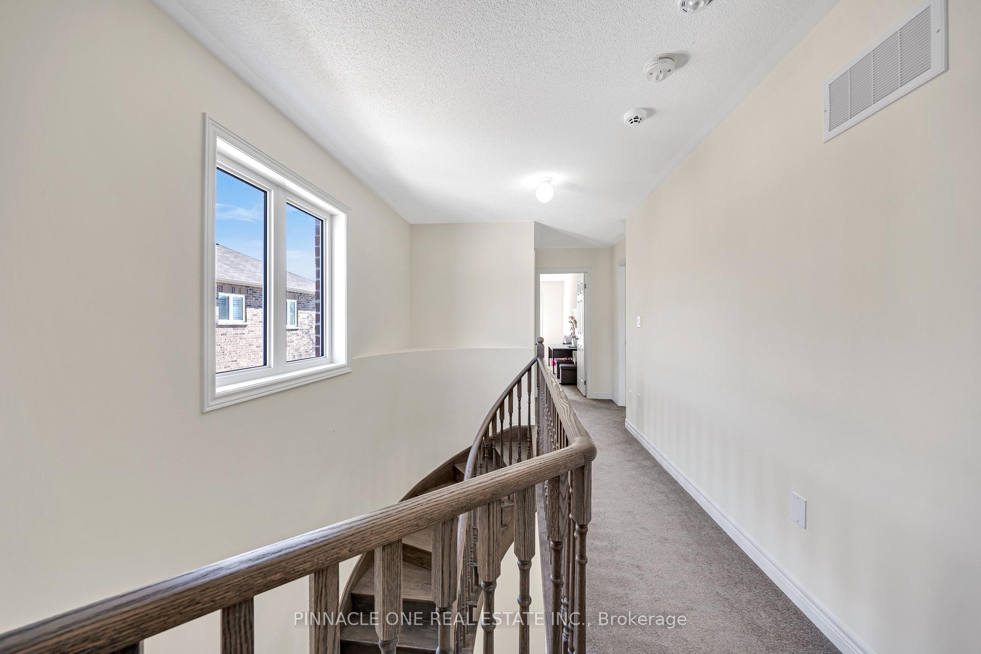 Photo 21 of 1149 Jim Brewster Circle, Oshawa, Eastdale — HOMEH