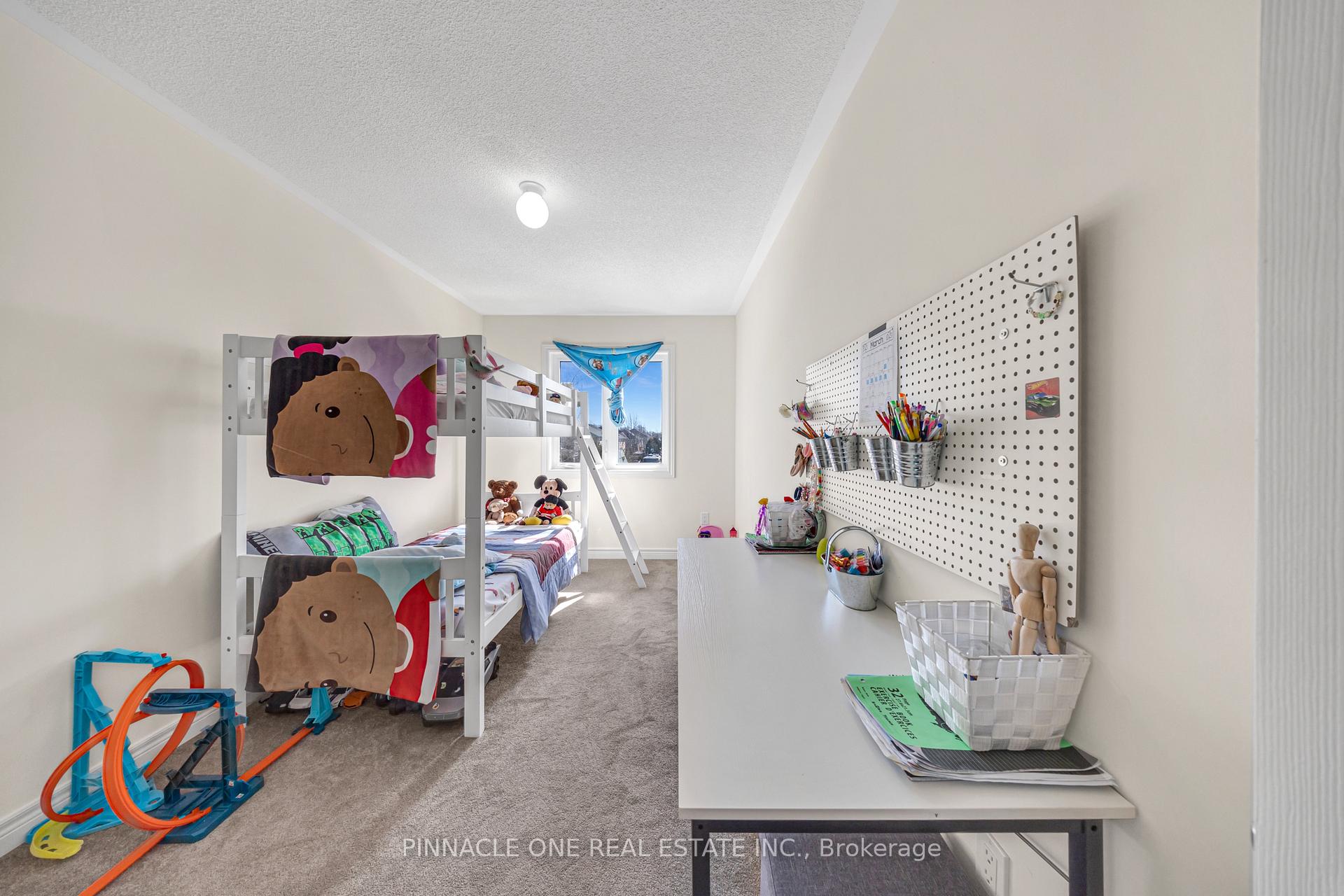 Photo 22 of 1149 Jim Brewster Circle, Oshawa, Eastdale — HOMEH