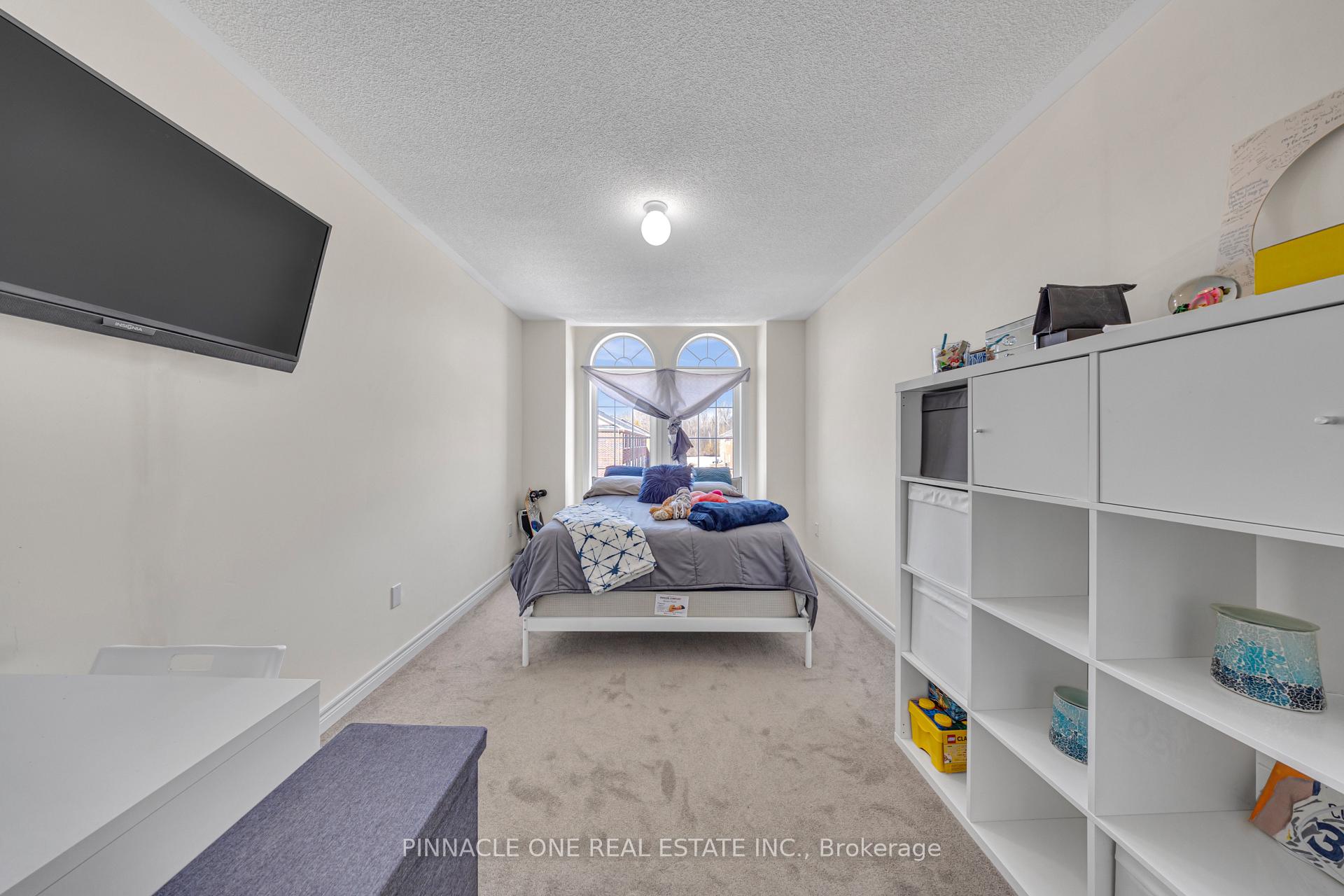 Photo 26 of 1149 Jim Brewster Circle, Oshawa, Eastdale — HOMEH