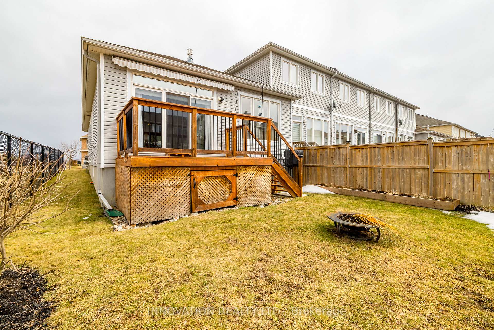 Photo 33 of 129 Desmond Trudeau Drive, Arnprior — HOMEH