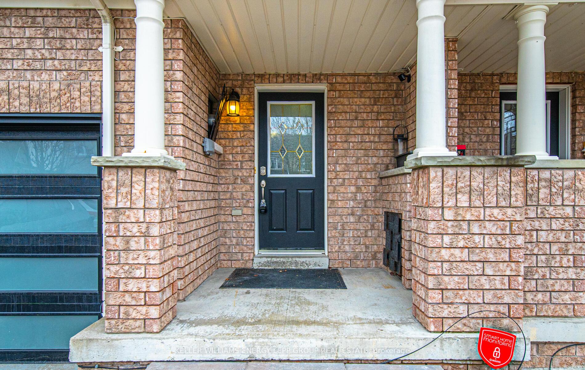 Photo 2 of 42 Tincomb Crescent, Whitby, Pringle Creek — HOMEH