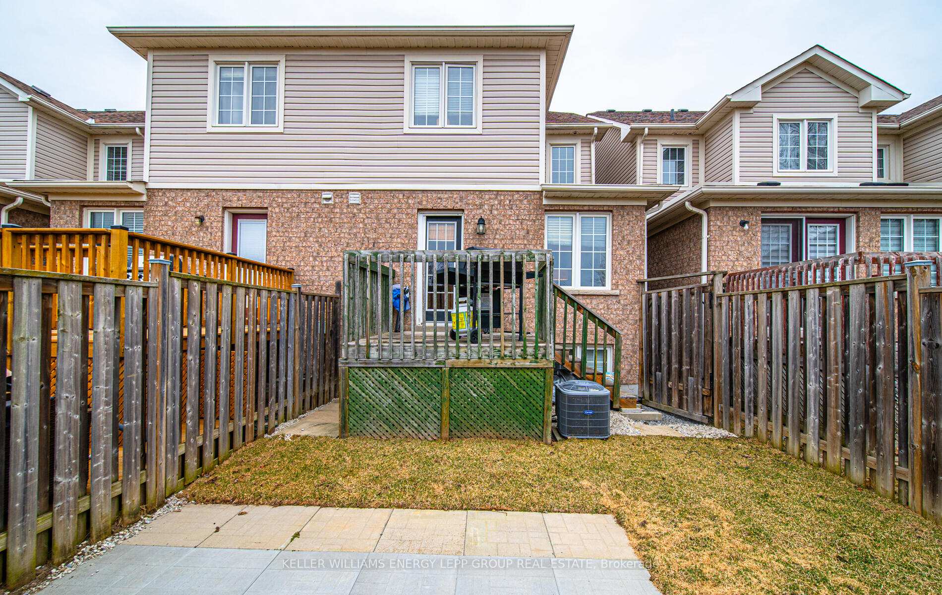 Photo 7 of 42 Tincomb Crescent, Whitby, Pringle Creek — HOMEH