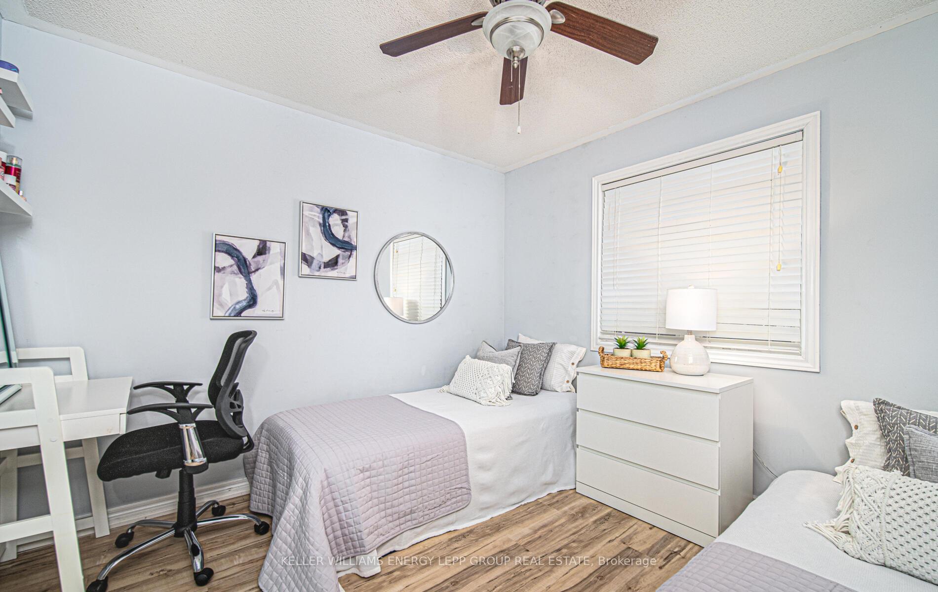 Photo 22 of 42 Tincomb Crescent, Whitby, Pringle Creek — HOMEH