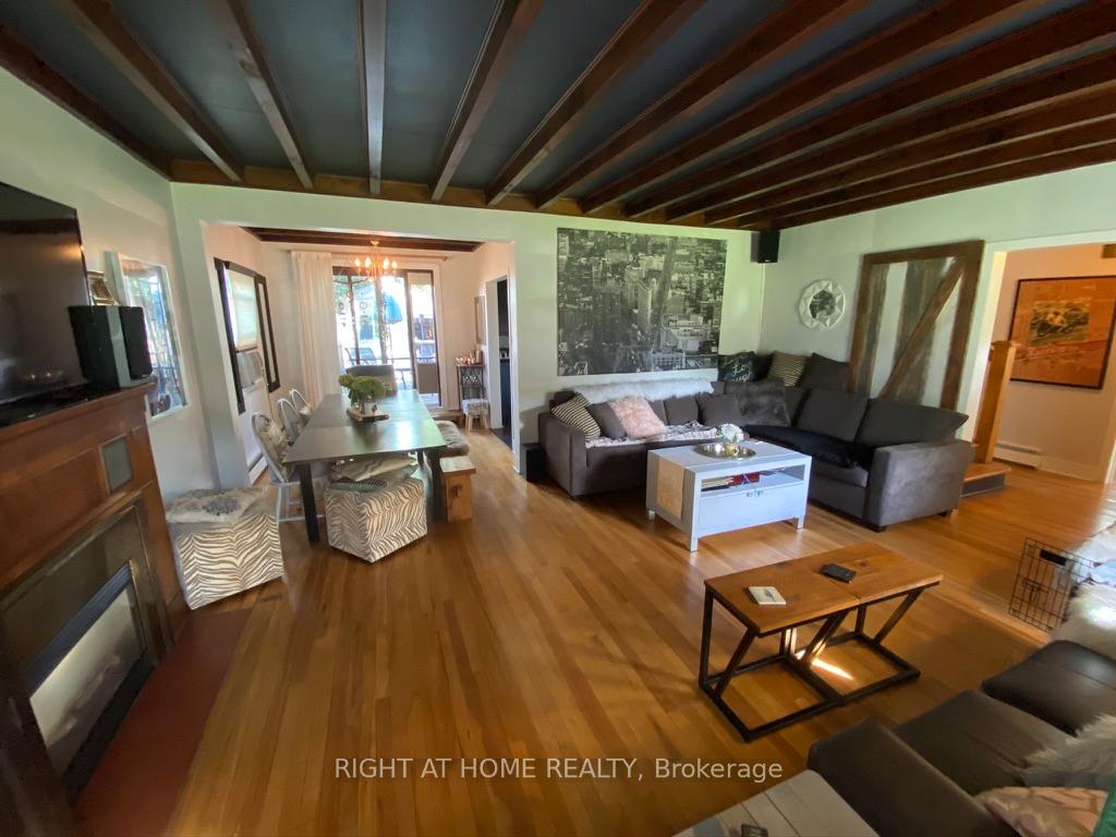 Photo 6 of 2297 Fox Crescent, Ottawa, Whitehaven — HOMEH