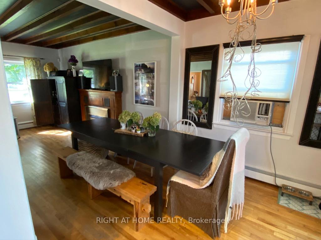 Photo 8 of 2297 Fox Crescent, Ottawa, Whitehaven — HOMEH