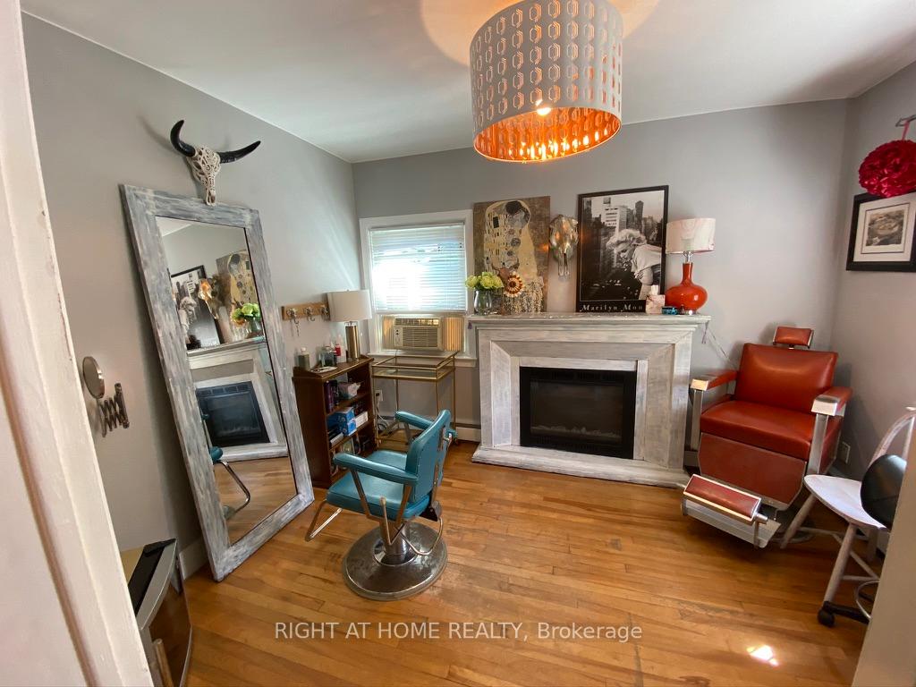 Photo 9 of 2297 Fox Crescent, Ottawa, Whitehaven — HOMEH
