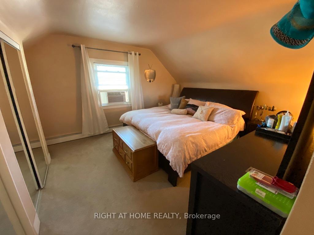 Photo 21 of 2297 Fox Crescent, Ottawa, Whitehaven — HOMEH