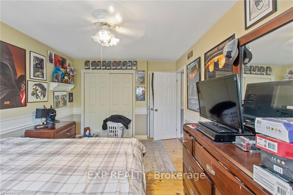 Photo 18 of 75 Maureen Avenue, Welland, Prince Charles — HOMEH