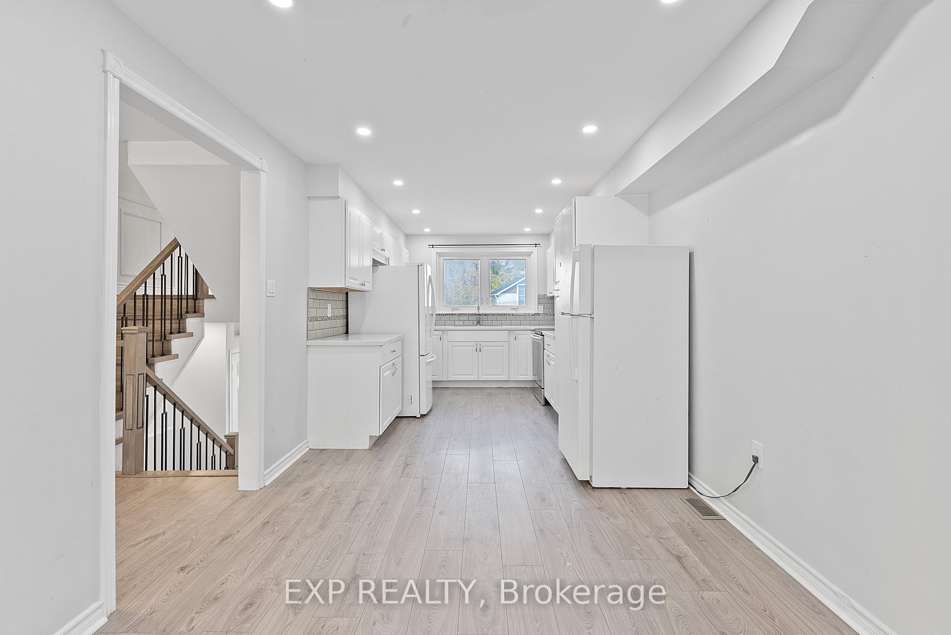 Photo 5 of 95 Conant Street, Oshawa, Lakeview — HOMEH