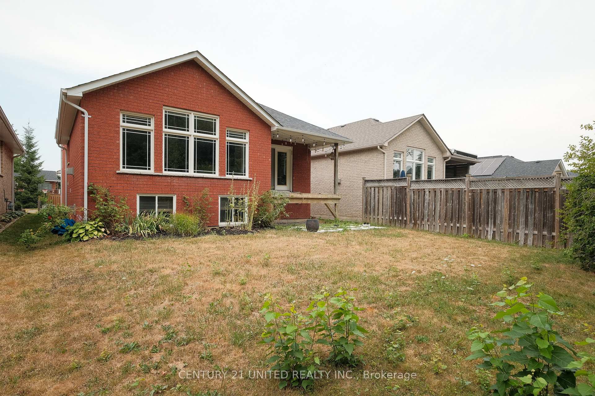 Photo 34 of 1855 Giles Avenue, Peterborough, Monaghan Ward 2 — HOMEH