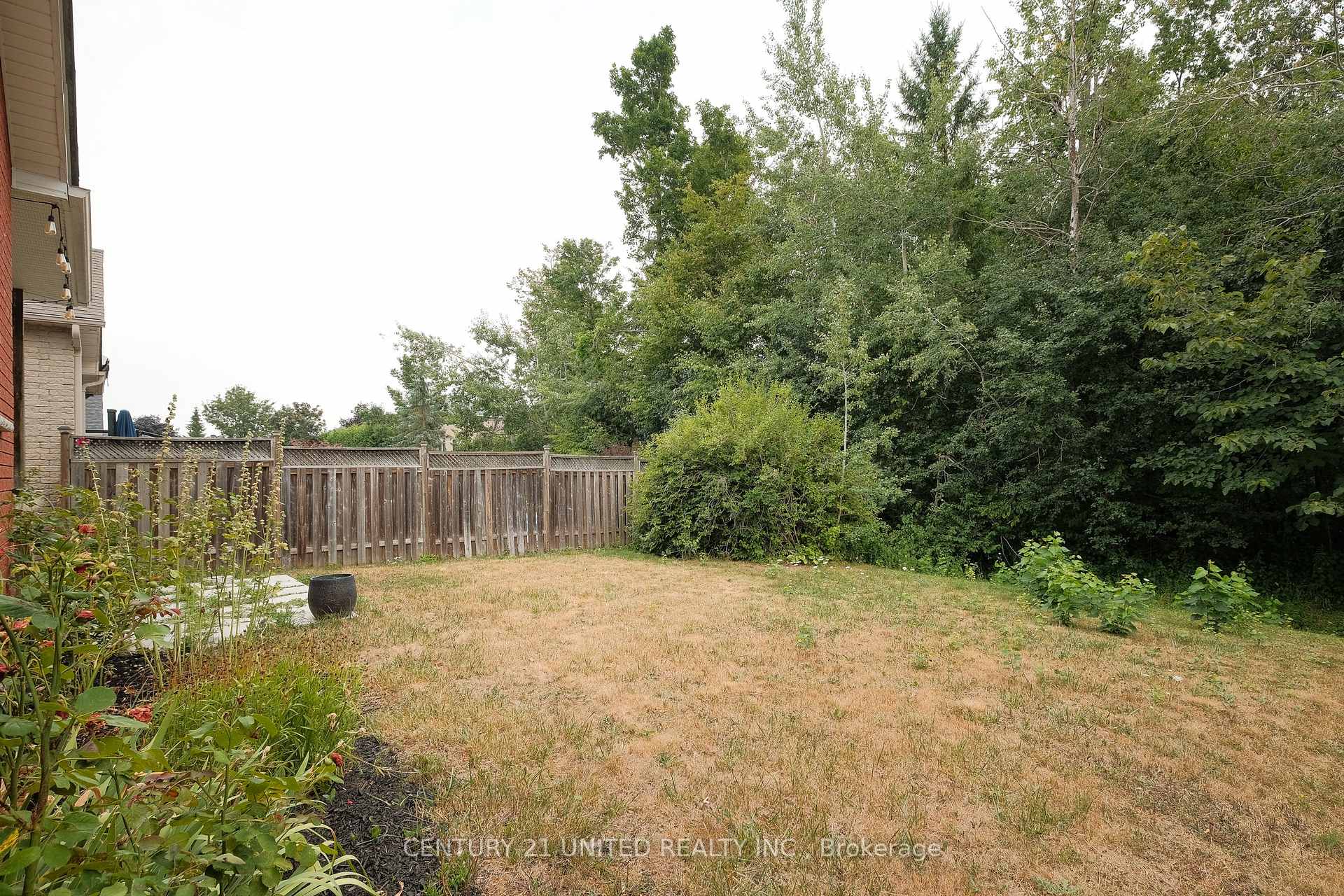 Photo 36 of 1855 Giles Avenue, Peterborough, Monaghan Ward 2 — HOMEH