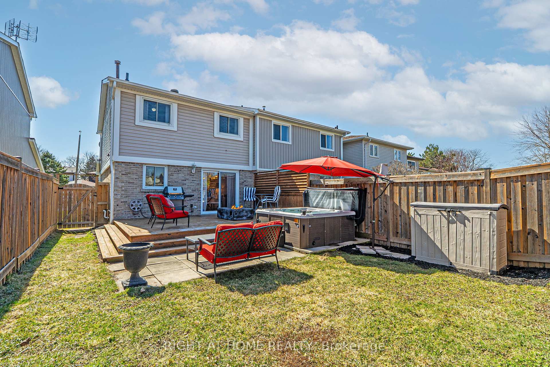 Photo 18 of 911 Gentry Crescent, Oshawa, Eastdale — HOMEH