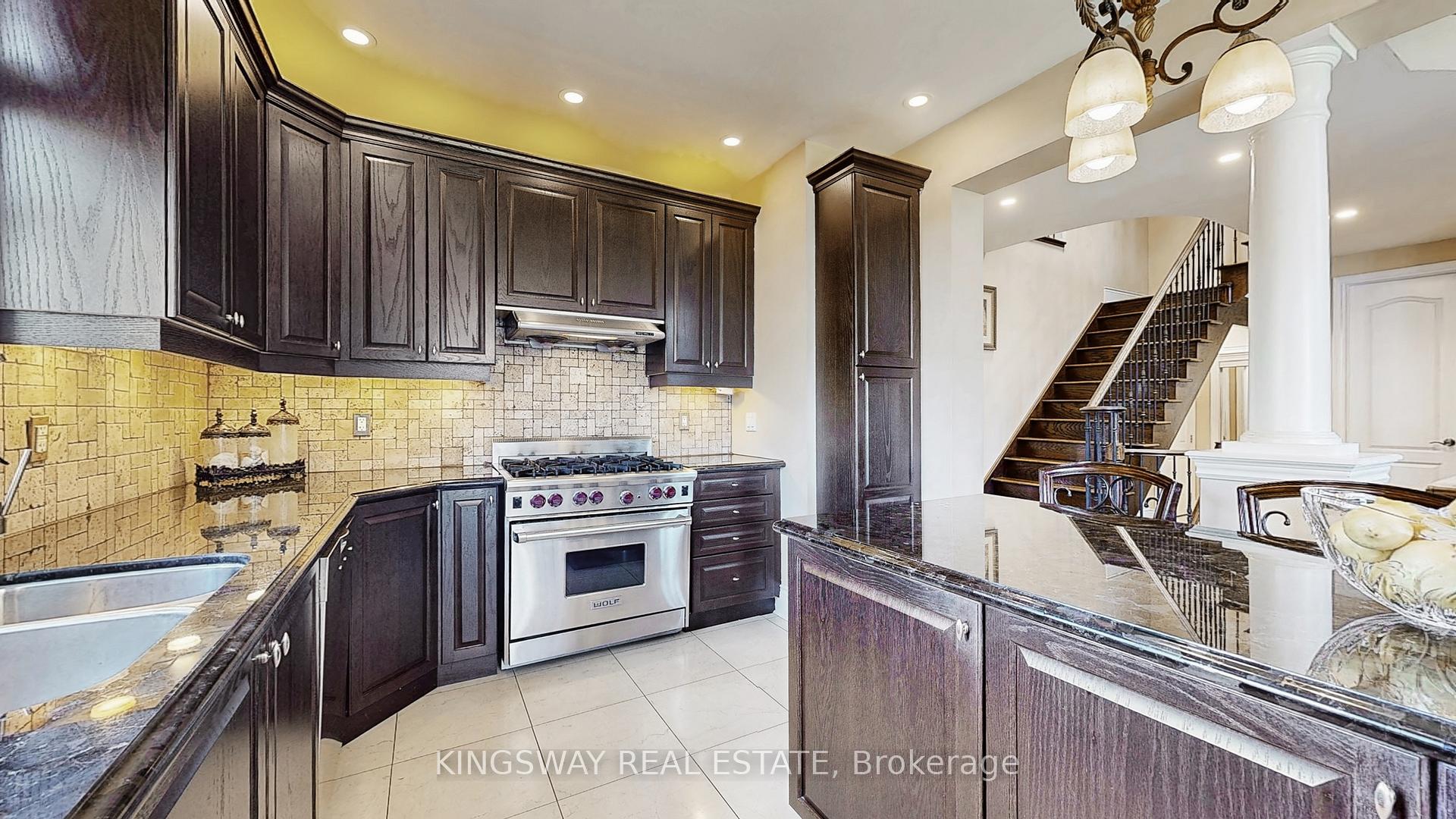Photo 16 of 84 William Bowes Boulevard, Vaughan, Patterson — HOMEH