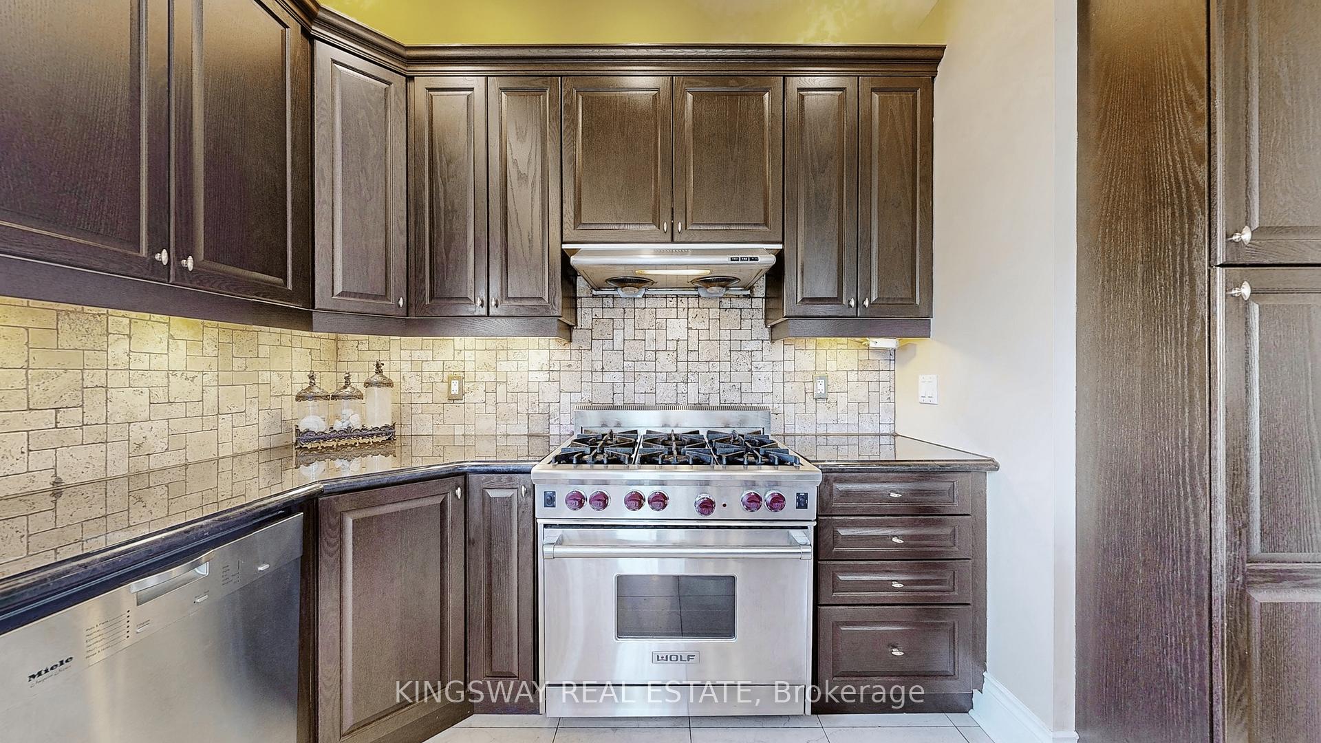 Photo 17 of 84 William Bowes Boulevard, Vaughan, Patterson — HOMEH