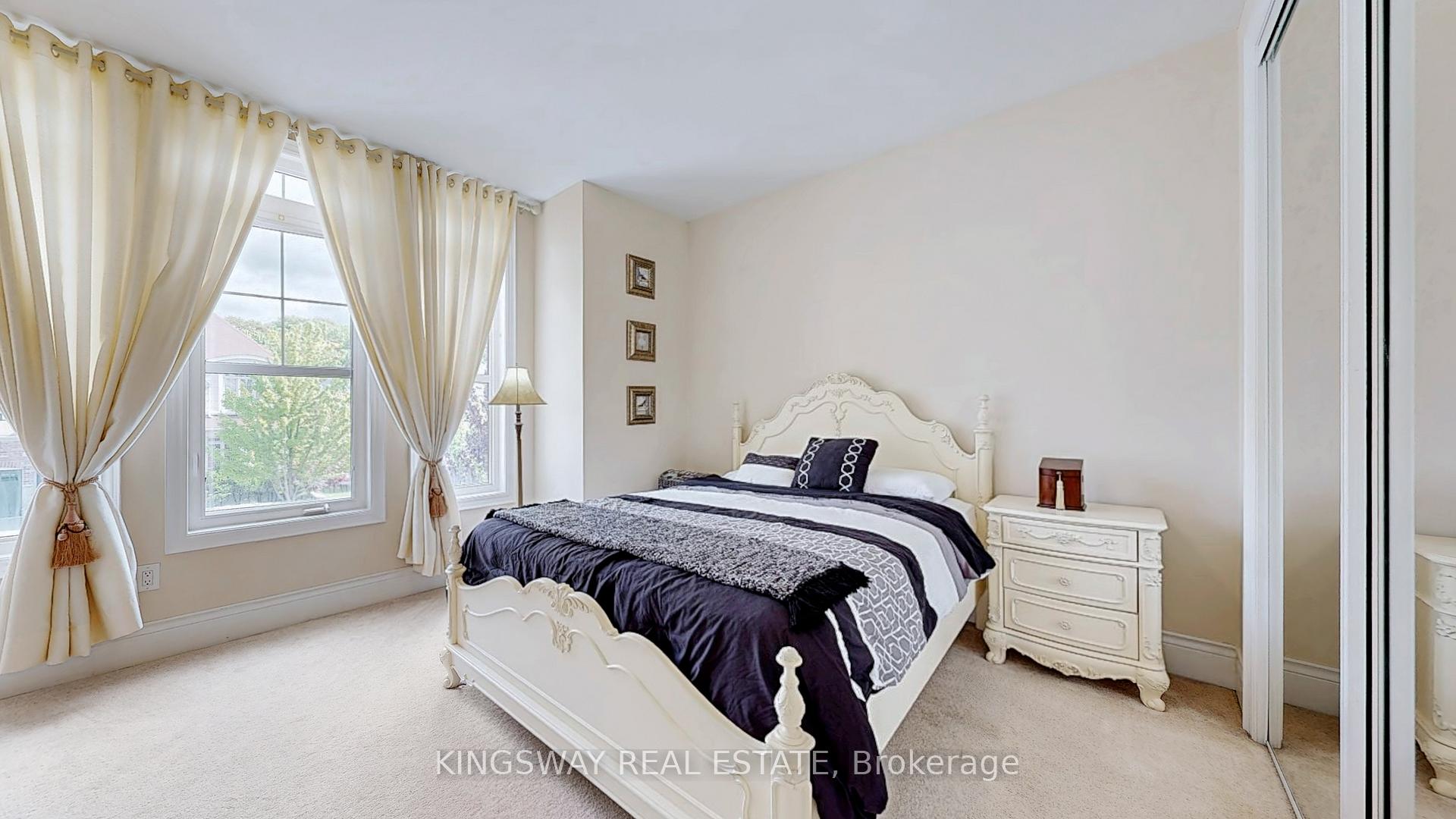 Photo 33 of 84 William Bowes Boulevard, Vaughan, Patterson — HOMEH