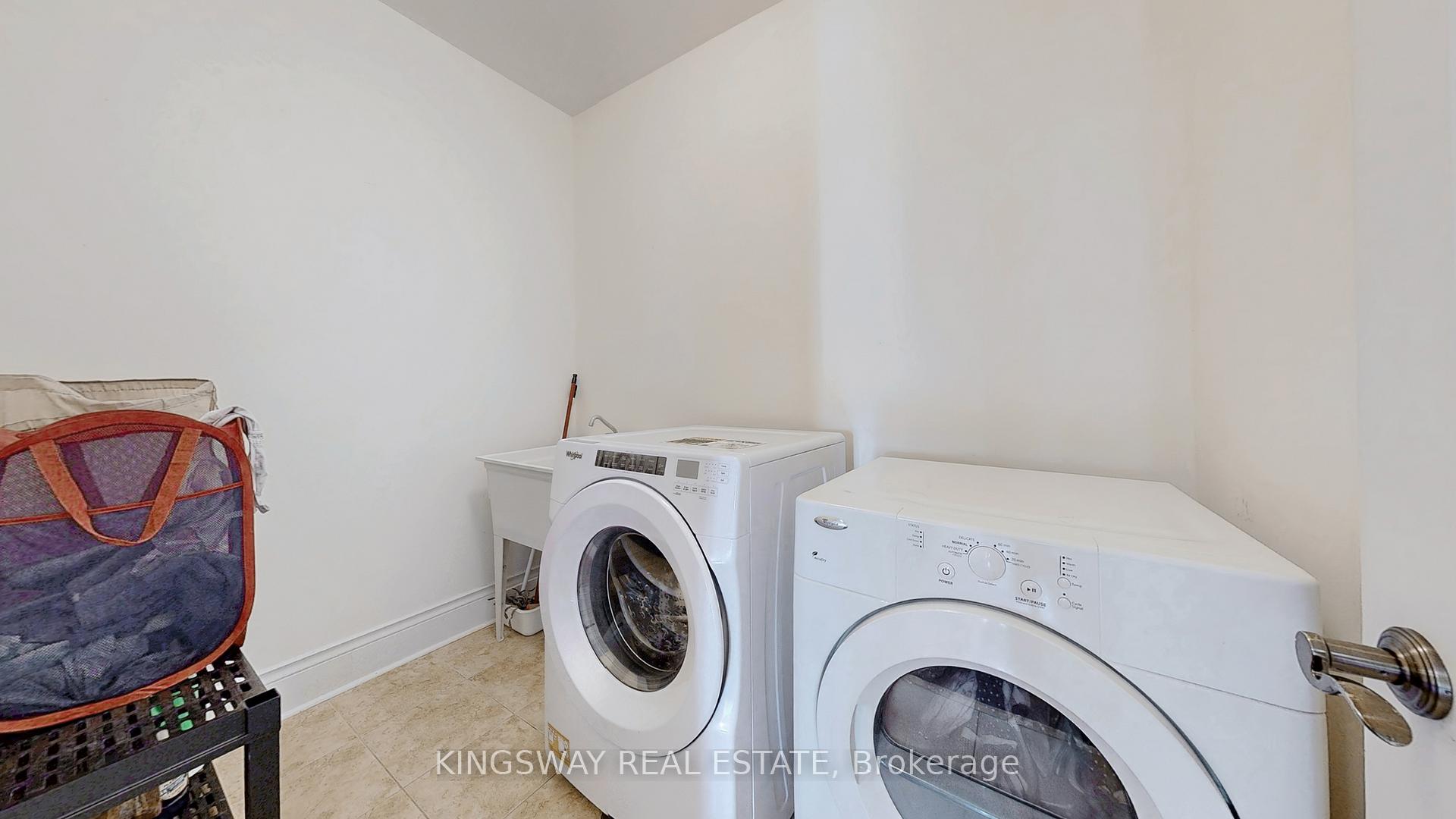 Photo 39 of 84 William Bowes Boulevard, Vaughan, Patterson — HOMEH