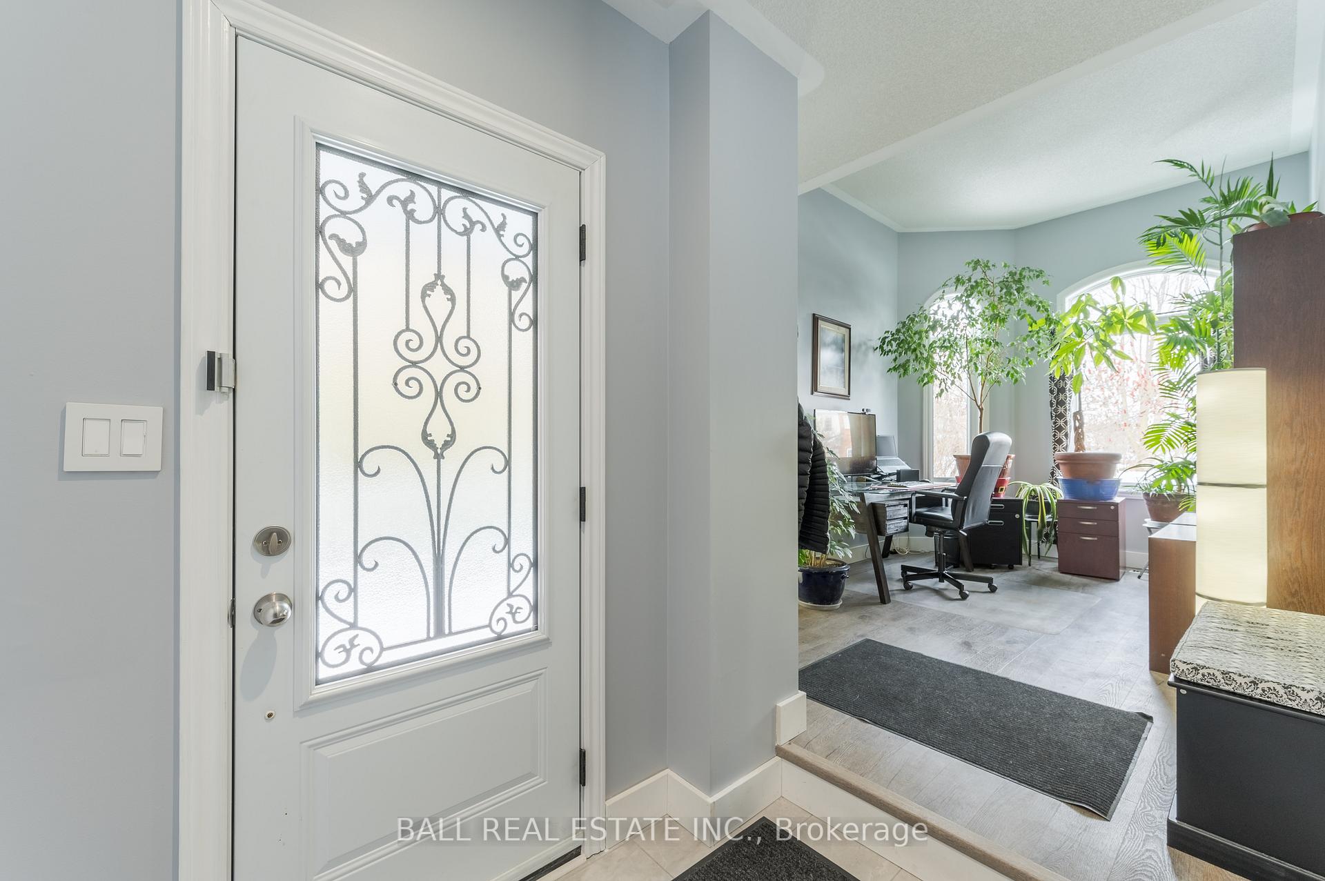 Photo 4 of 1670 Woodgate Trail, Oshawa, Samac — HOMEH