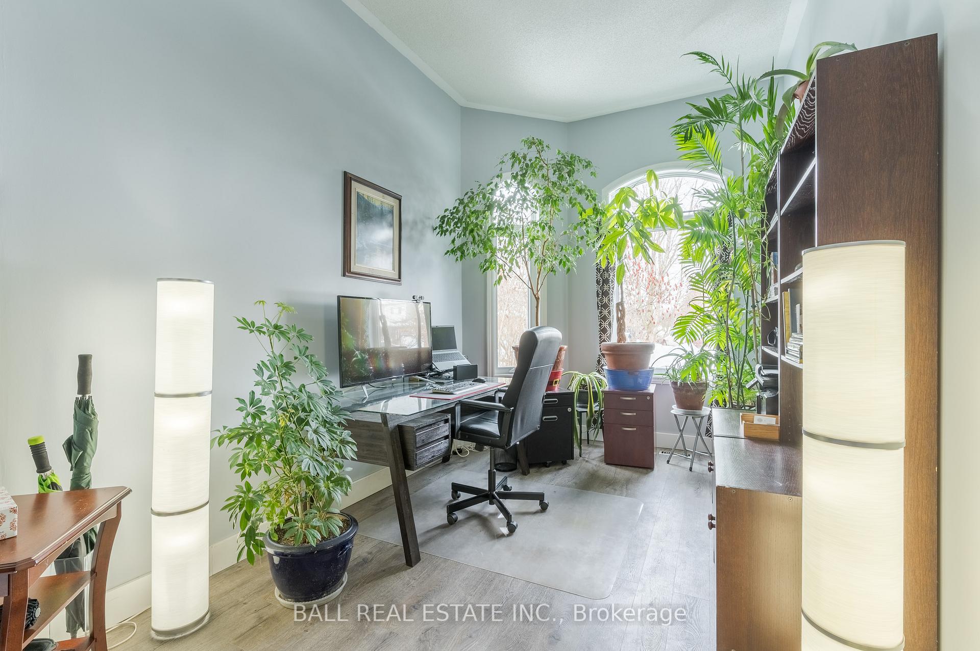 Photo 5 of 1670 Woodgate Trail, Oshawa, Samac — HOMEH