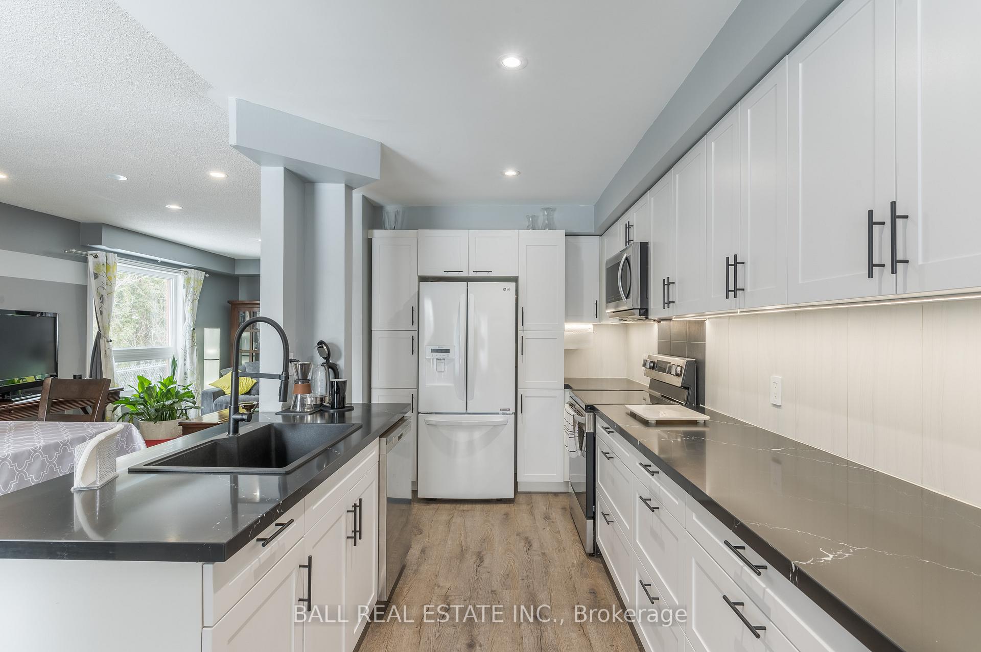 Photo 11 of 1670 Woodgate Trail, Oshawa, Samac — HOMEH