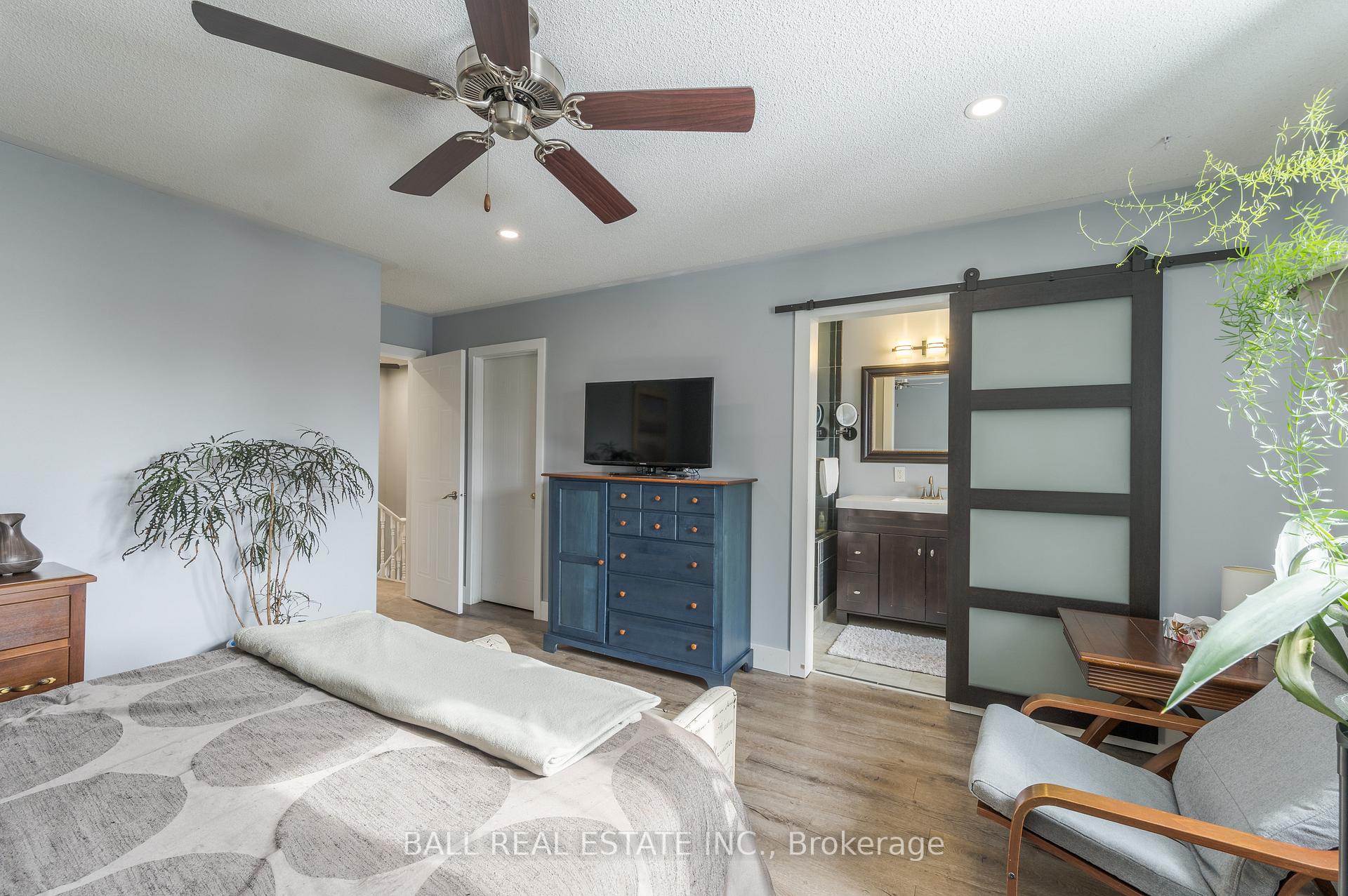 Photo 23 of 1670 Woodgate Trail, Oshawa, Samac — HOMEH