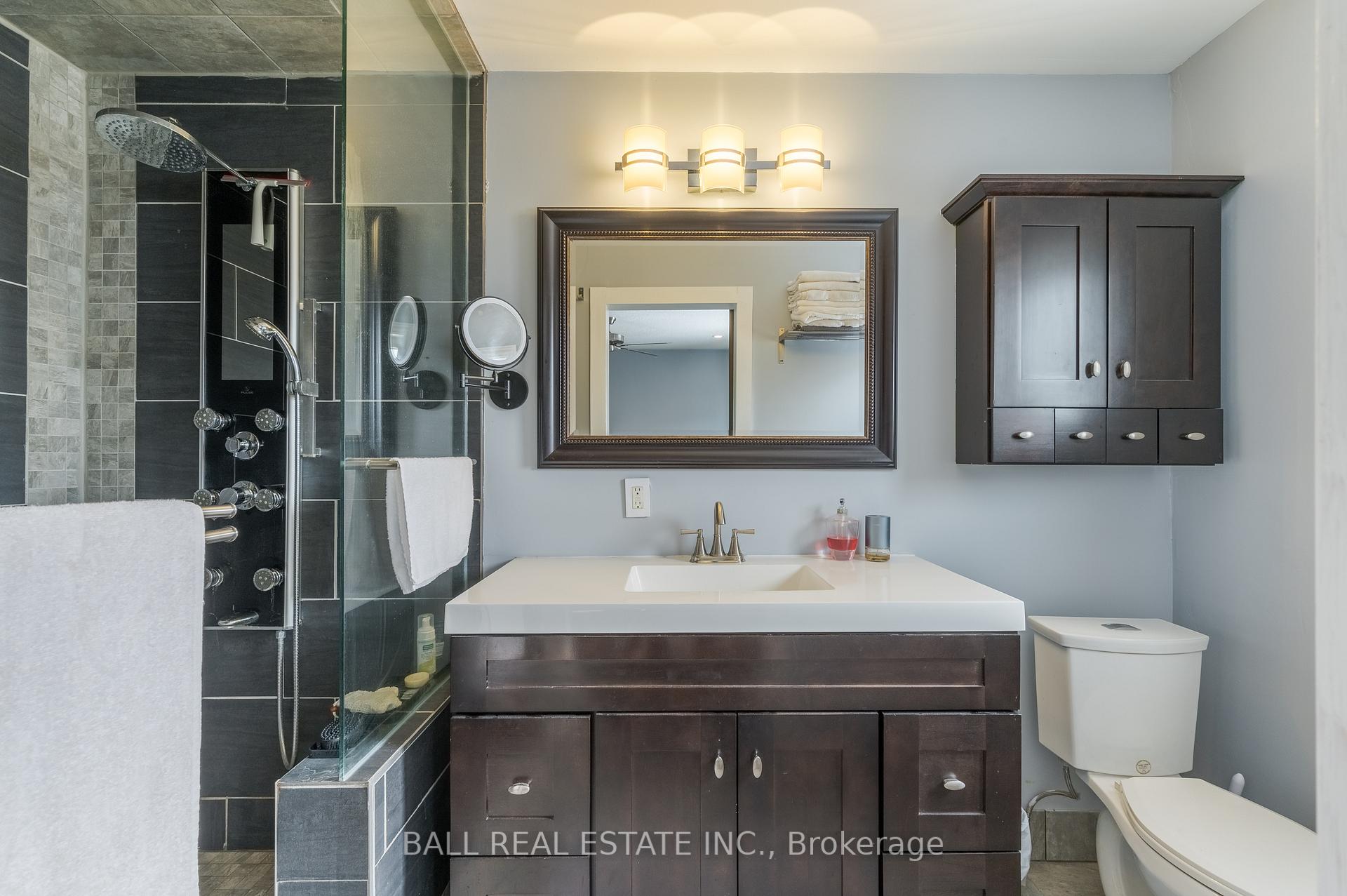 Photo 25 of 1670 Woodgate Trail, Oshawa, Samac — HOMEH