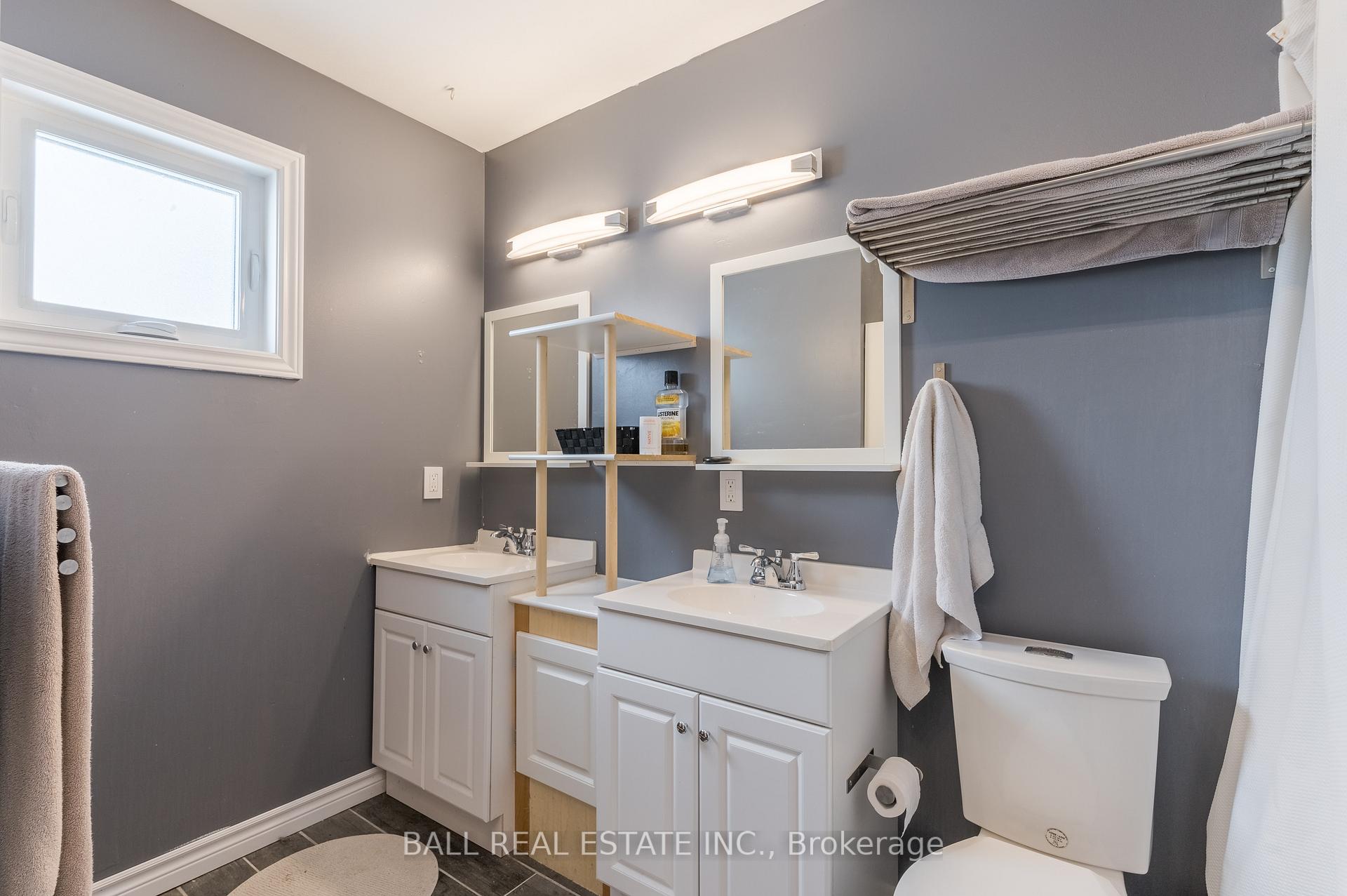 Photo 30 of 1670 Woodgate Trail, Oshawa, Samac — HOMEH