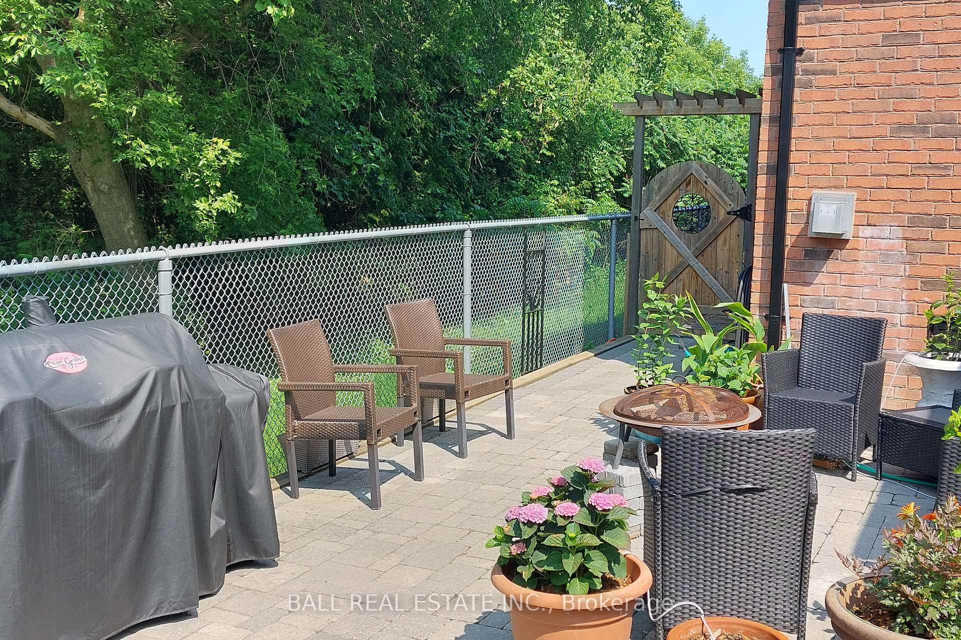 Photo 43 of 1670 Woodgate Trail, Oshawa, Samac — HOMEH