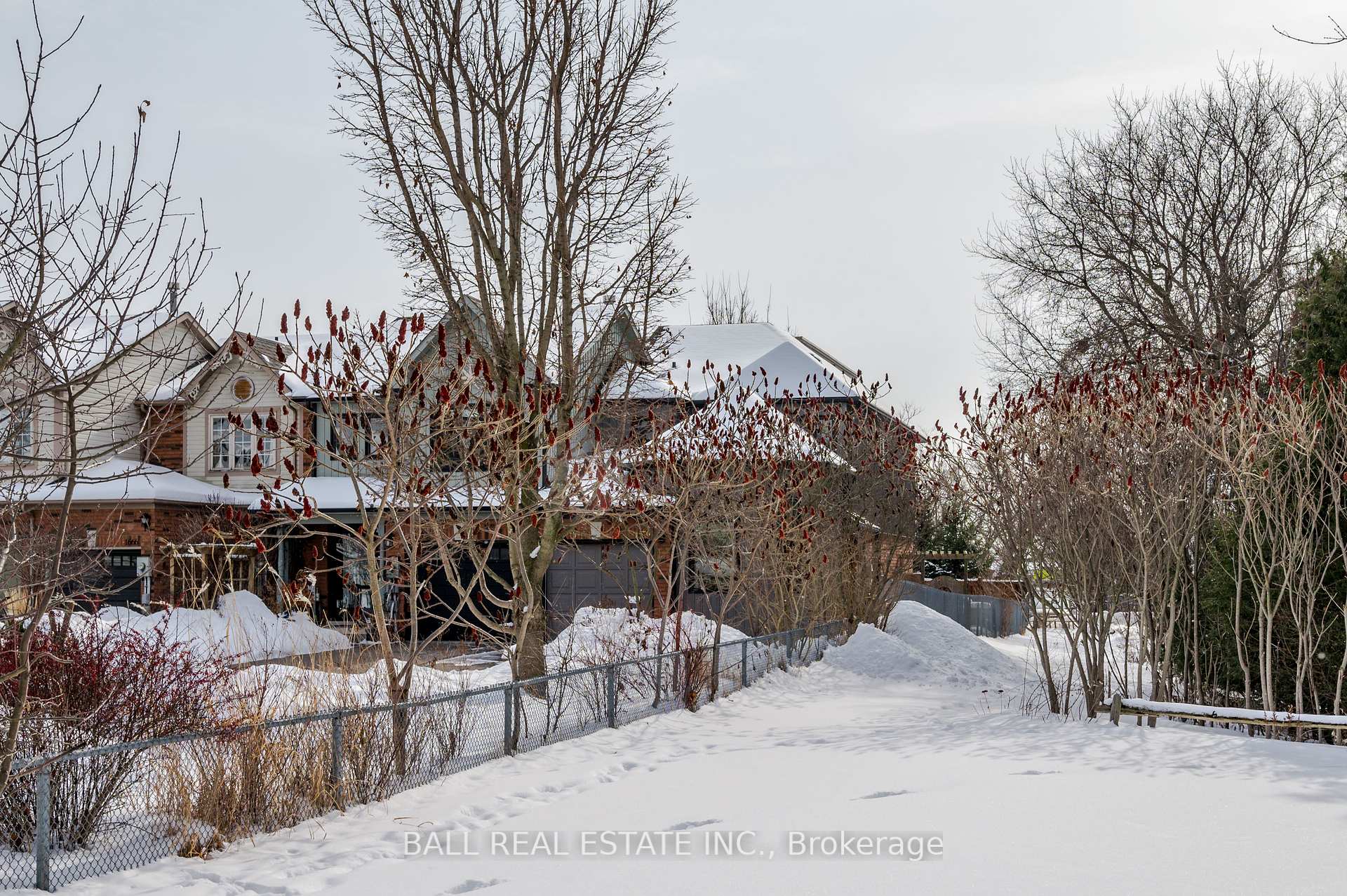 Photo 47 of 1670 Woodgate Trail, Oshawa, Samac — HOMEH