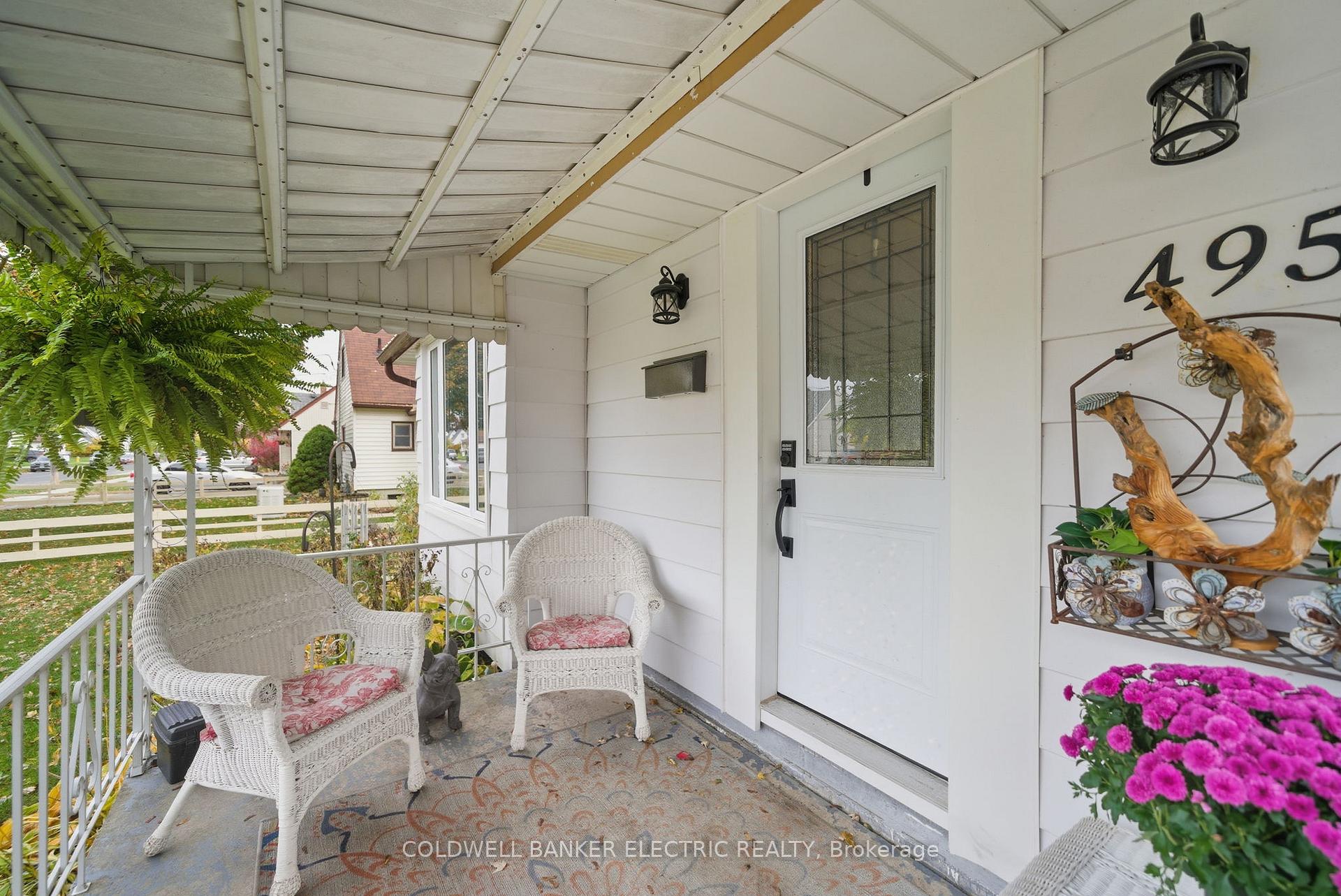 Photo 2 of 495 O'connell Road, Peterborough, Otonabee Ward 1 — HOMEH