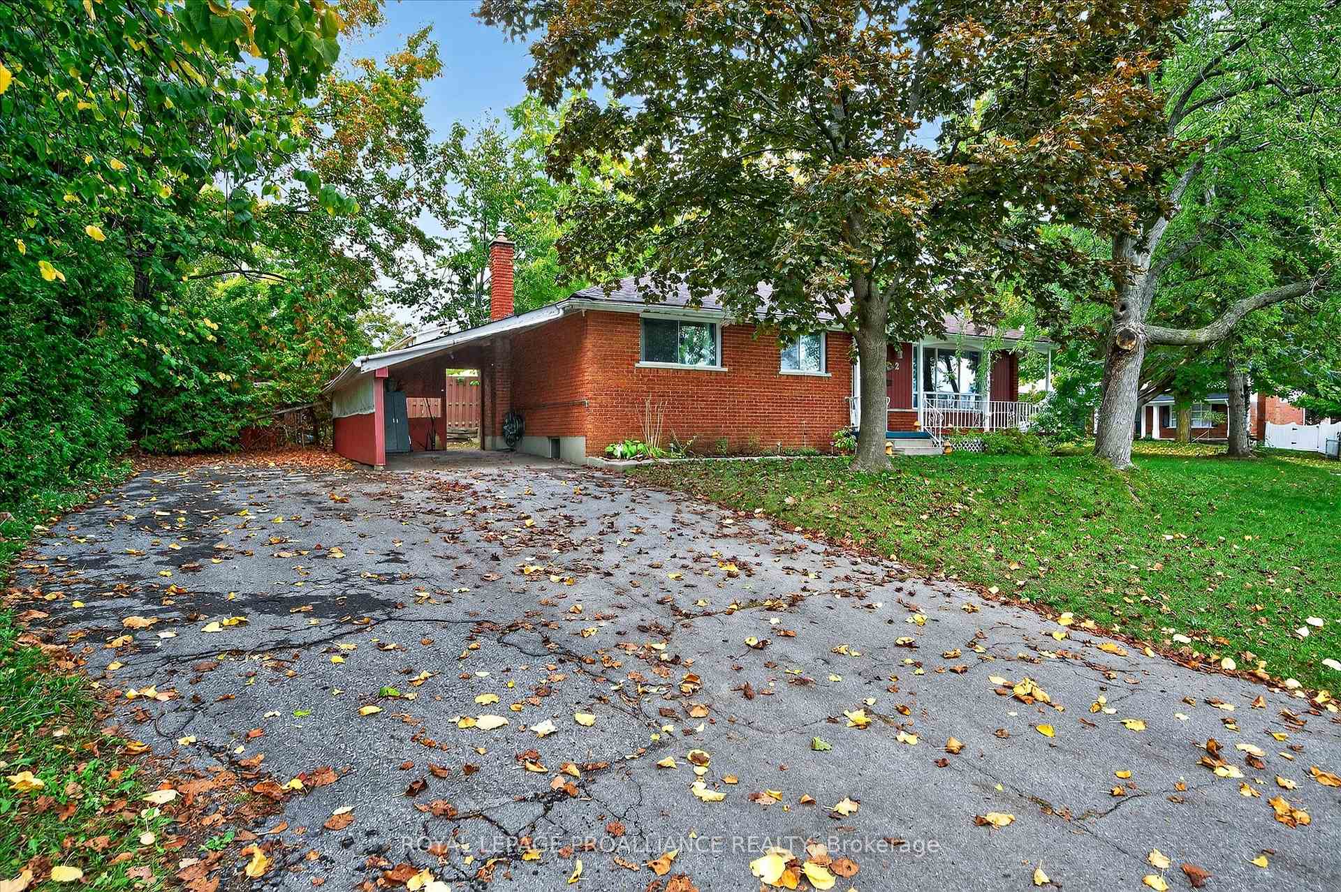 Photo 2 of 2 Seneca Road, Peterborough, Northcrest Ward 5 — HOMEH
