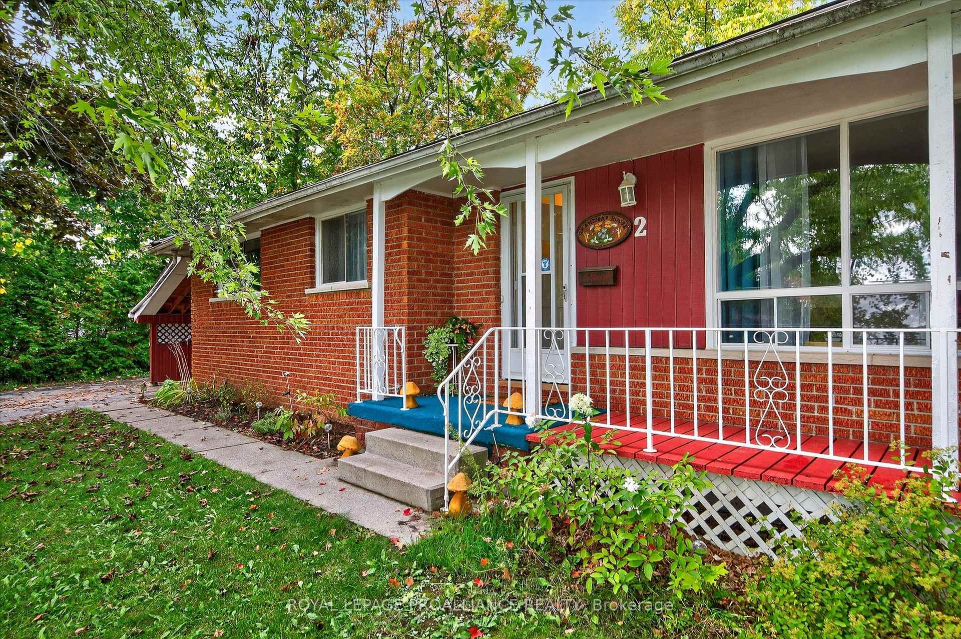 Photo 46 of 2 Seneca Road, Peterborough, Northcrest Ward 5 — HOMEH