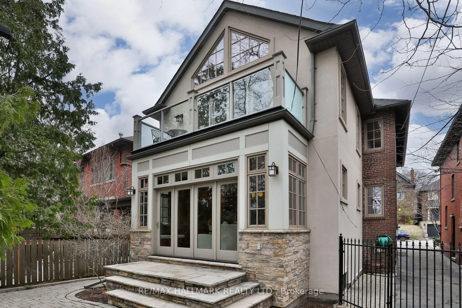 Photo 39 of 30 Oswald Crescent, Toronto, Mount Pleasant West — HOMEH