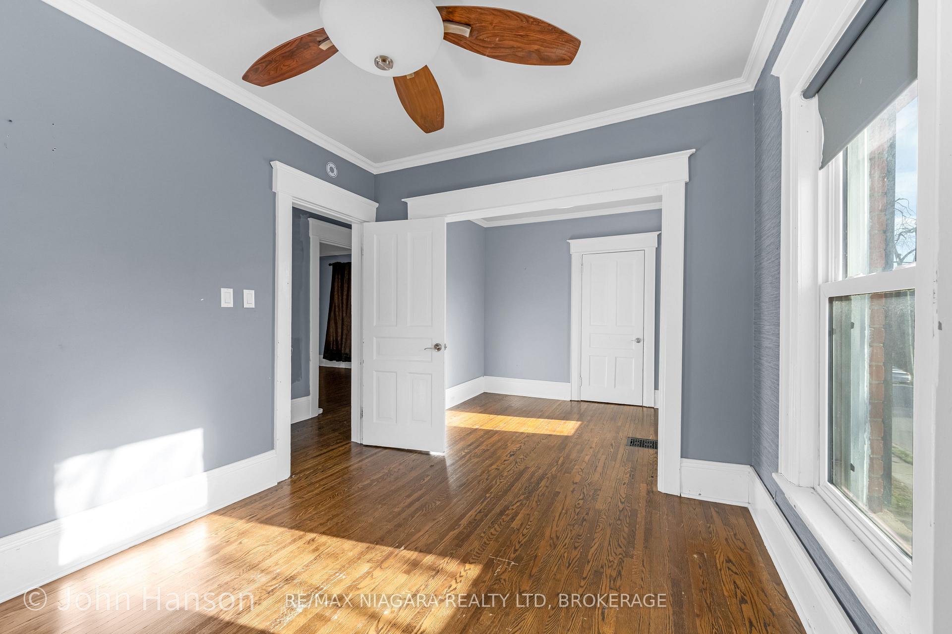 Photo 17 of 108 Maple Avenue, Welland, Broadway — HOMEH