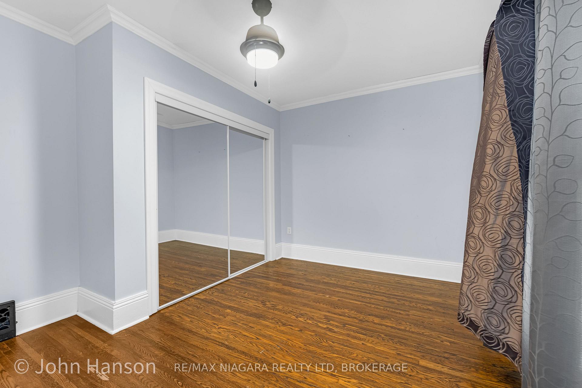 Photo 20 of 108 Maple Avenue, Welland, Broadway — HOMEH