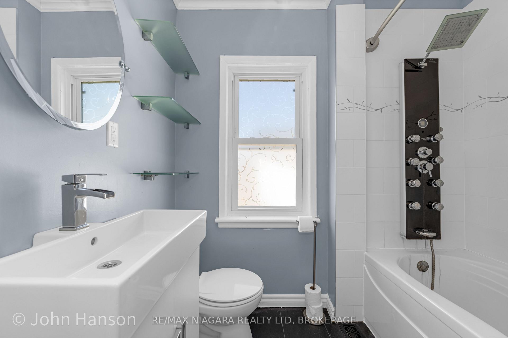 Photo 21 of 108 Maple Avenue, Welland, Broadway — HOMEH