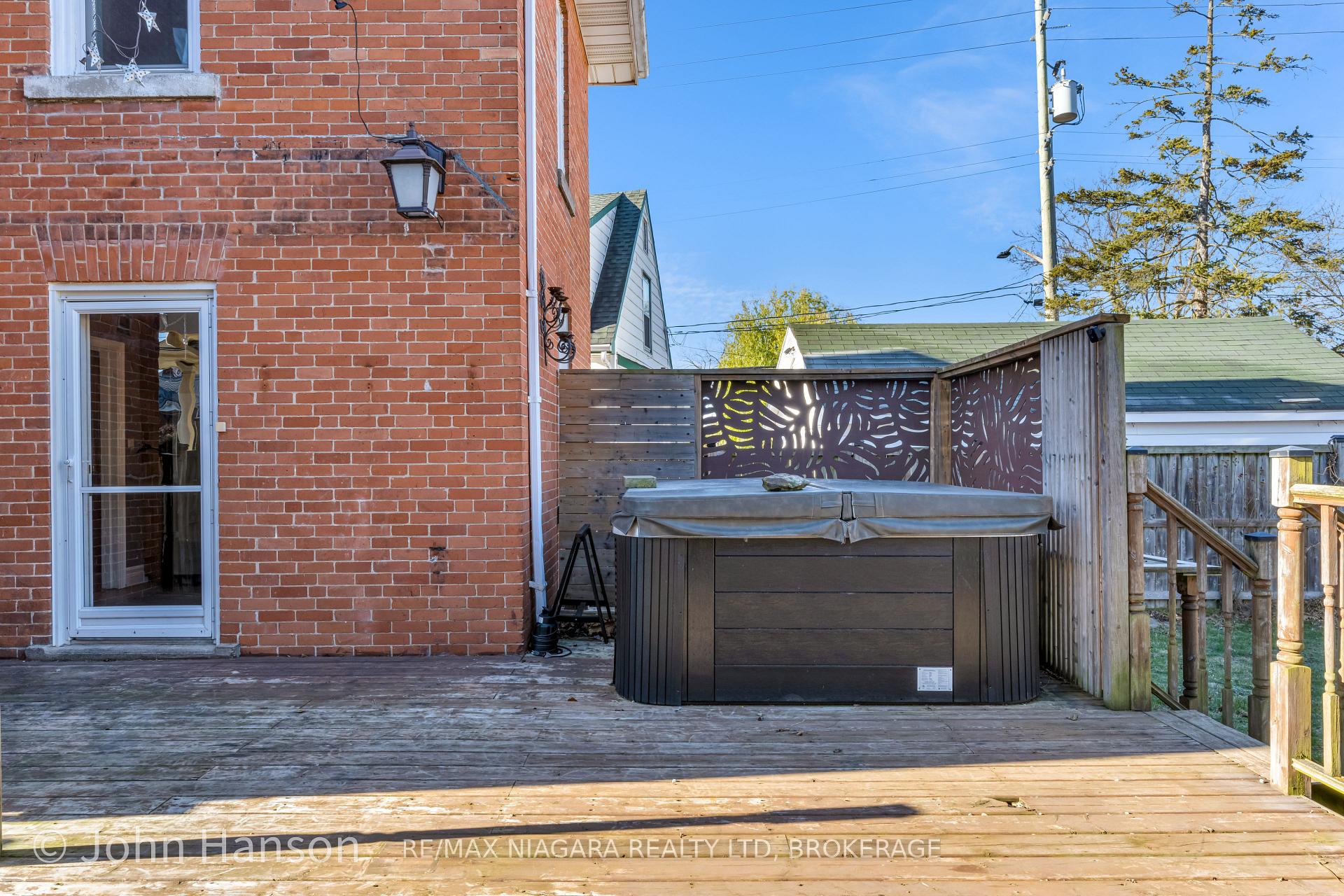 Photo 30 of 108 Maple Avenue, Welland, Broadway — HOMEH