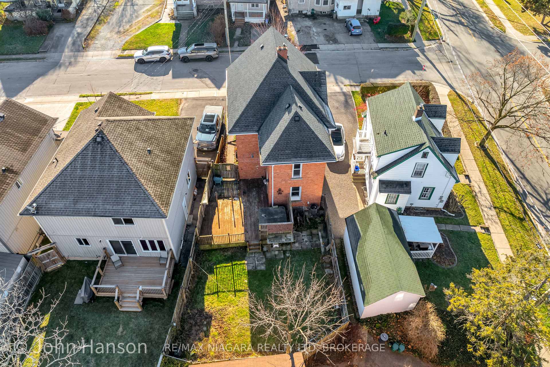 Photo 39 of 108 Maple Avenue, Welland, Broadway — HOMEH