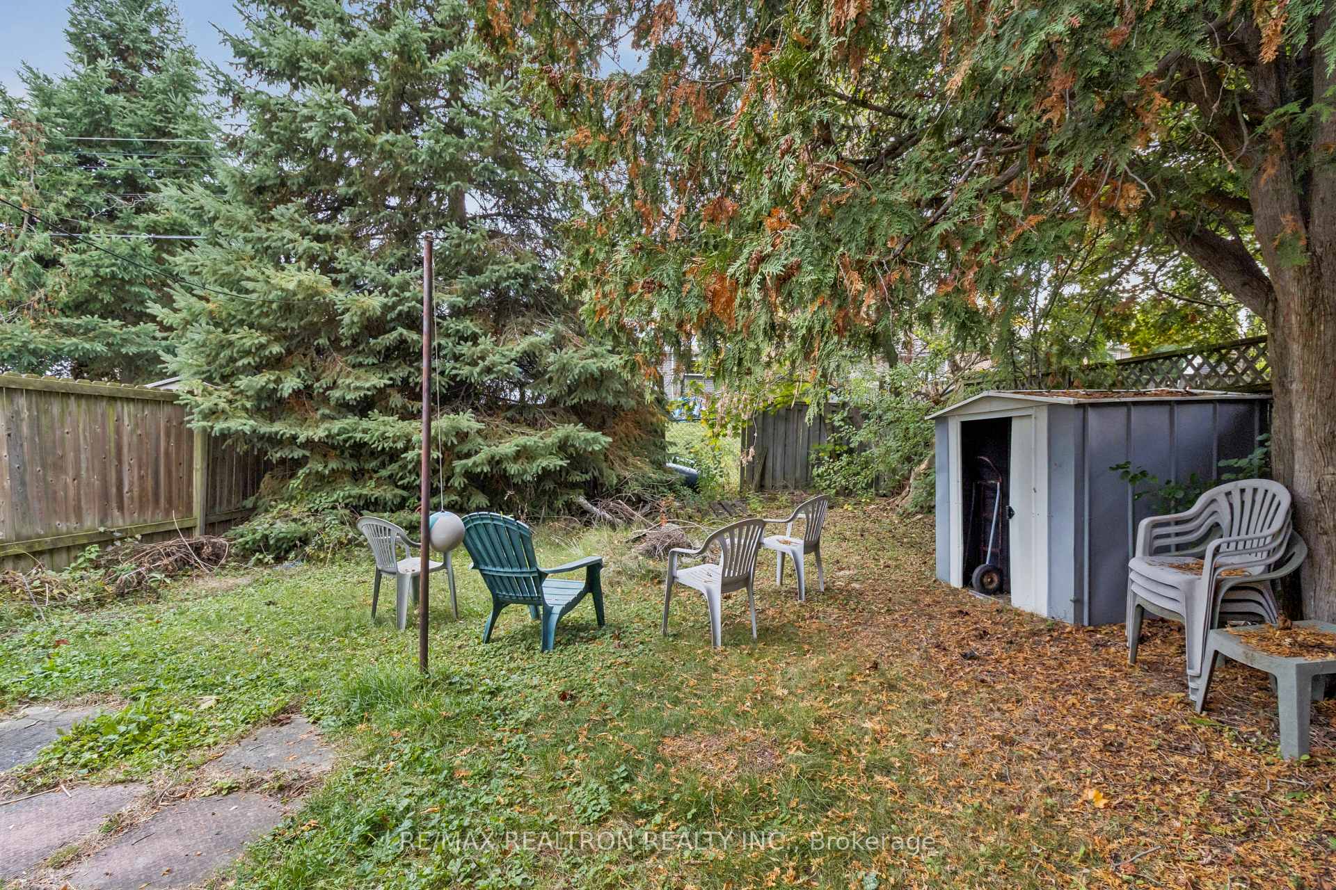 Photo 30 of 16 Foreht Crescent, Aurora, Aurora Heights — HOMEH