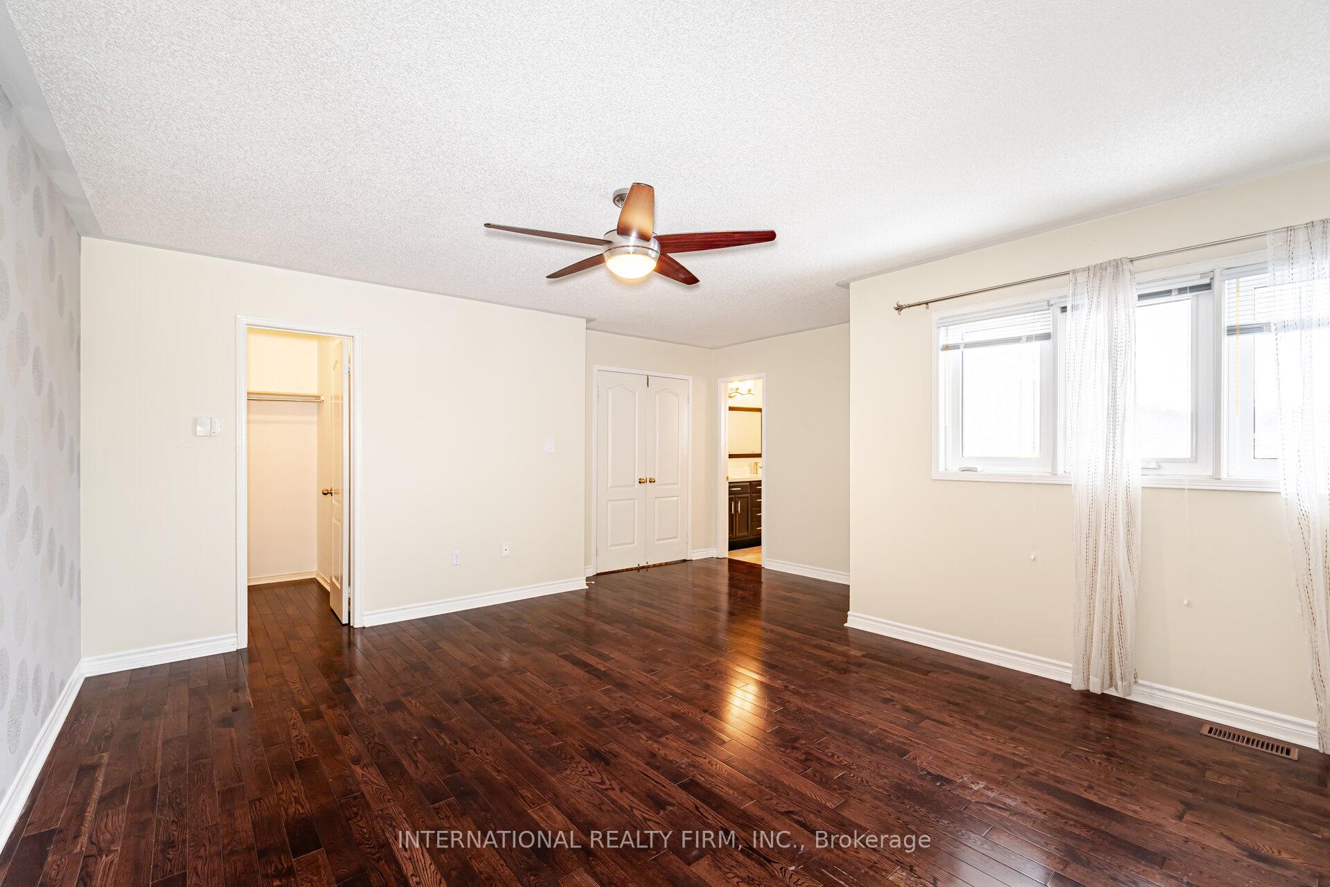 Photo 23 of 42 Matthew Drive, Vaughan, East Woodbridge — HOMEH