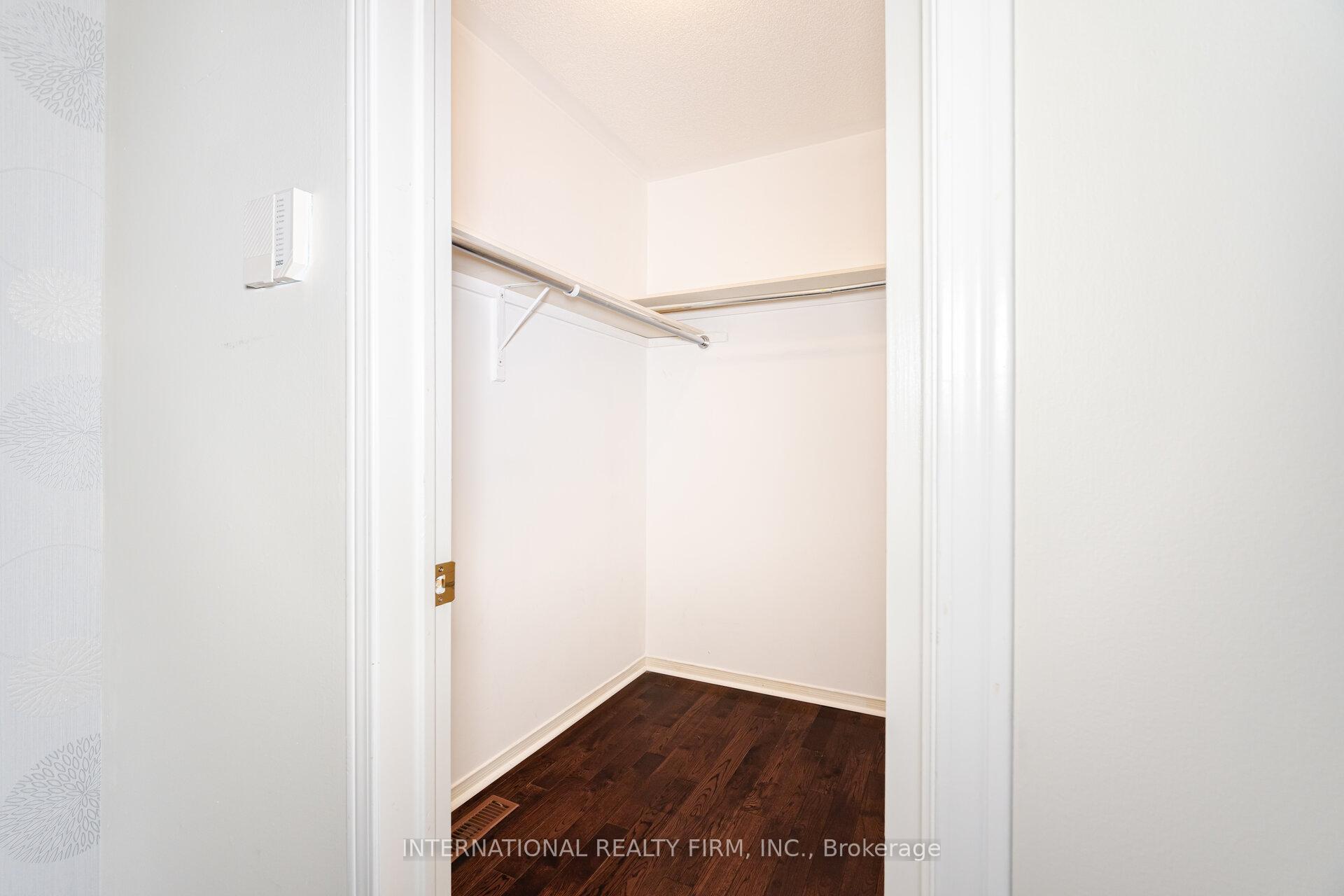 Photo 29 of 42 Matthew Drive, Vaughan, East Woodbridge — HOMEH