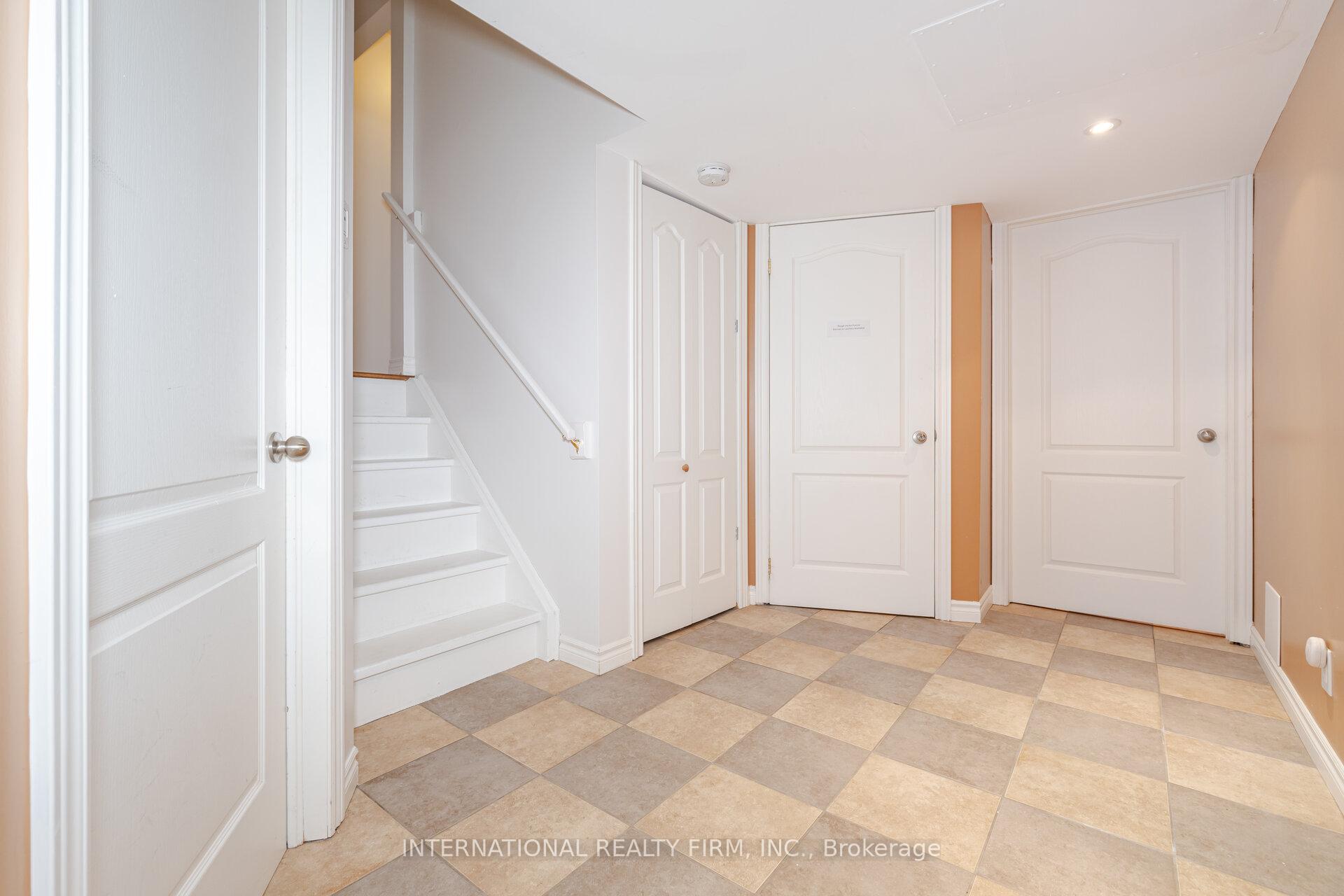 Photo 36 of 42 Matthew Drive, Vaughan, East Woodbridge — HOMEH