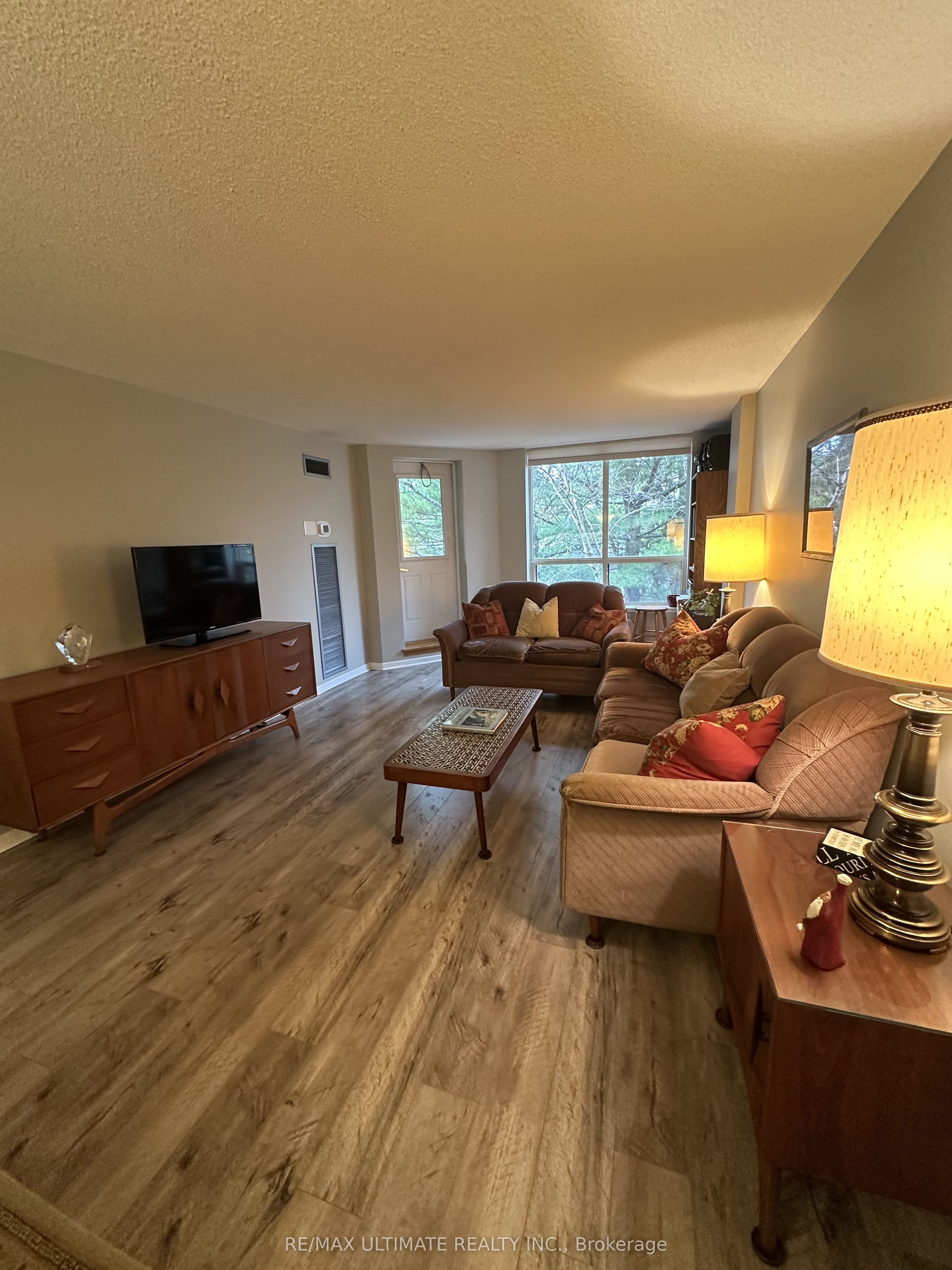 Photo 22 of Unit 420, 955 Millwood Road, Toronto, Leaside — HOMEH