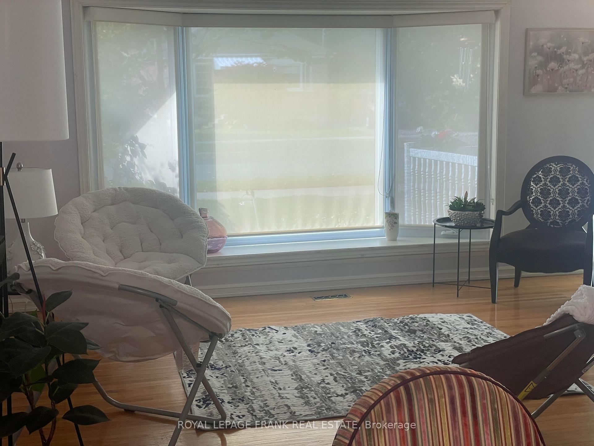 Photo 4 of 872 Western Avenue, Peterborough, Otonabee Ward 1 — HOMEH