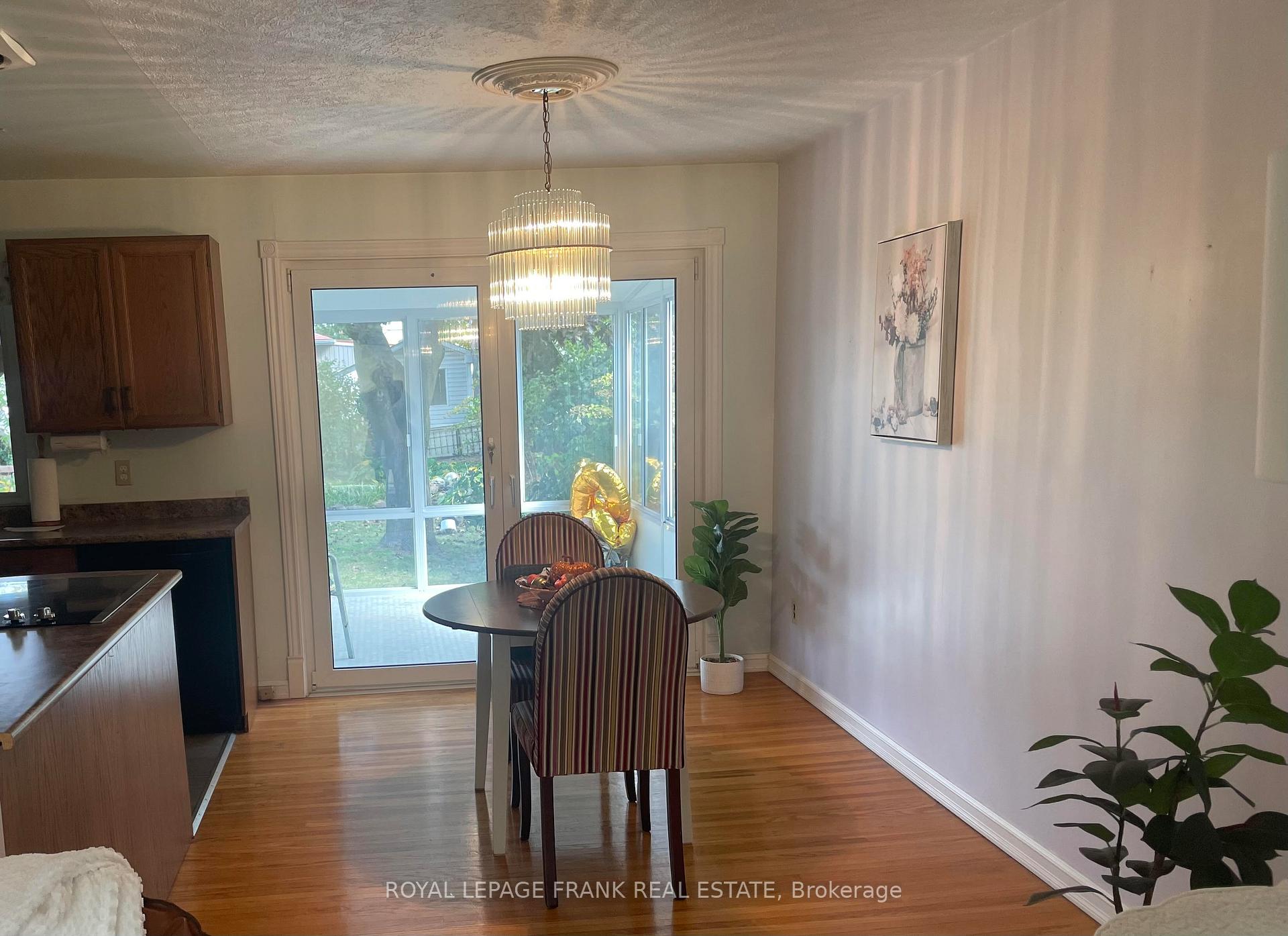 Photo 19 of 872 Western Avenue, Peterborough, Otonabee Ward 1 — HOMEH