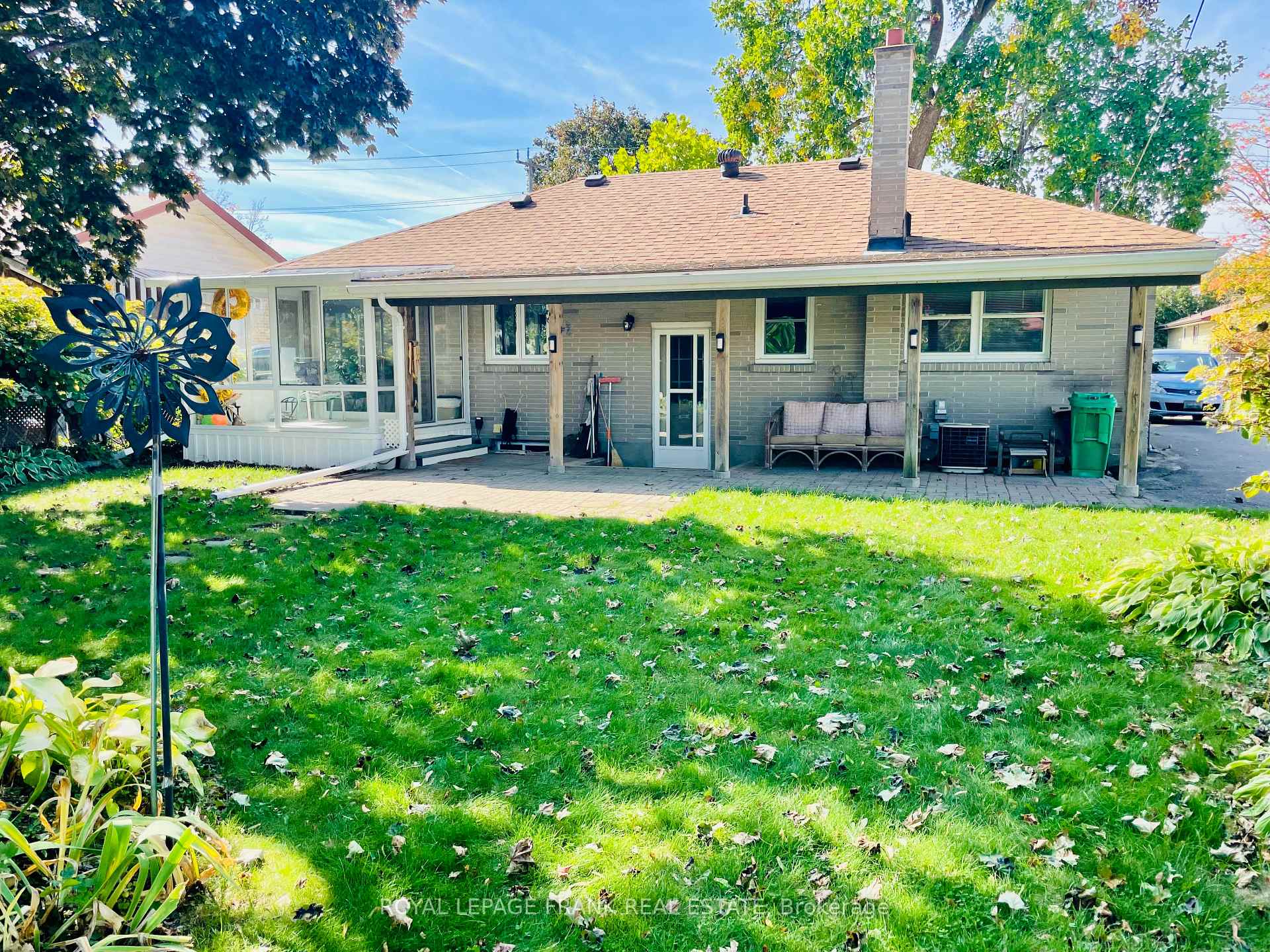Photo 36 of 872 Western Avenue, Peterborough, Otonabee Ward 1 — HOMEH